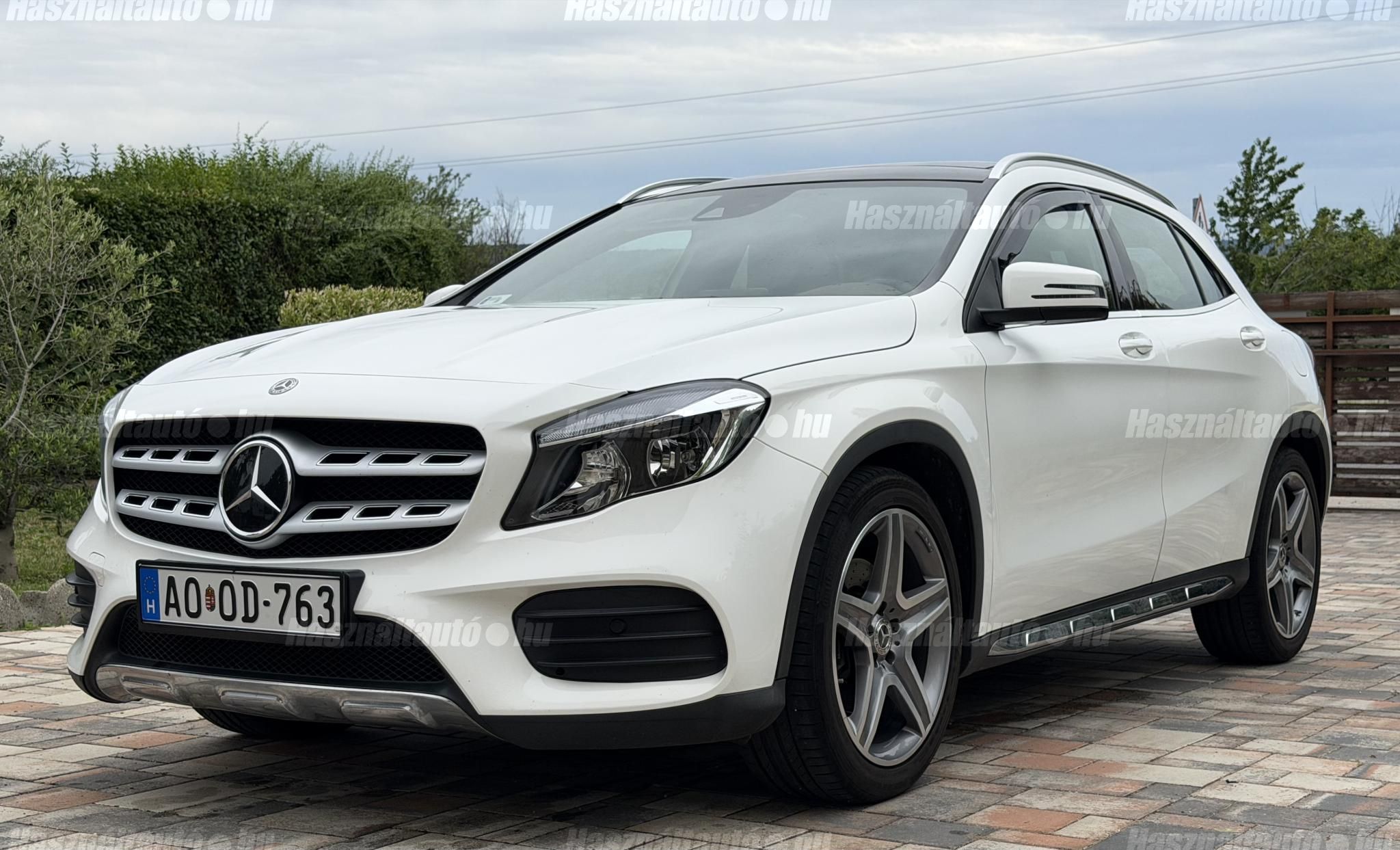 MERCEDES-BENZ GLA 220 2018/9 - 1