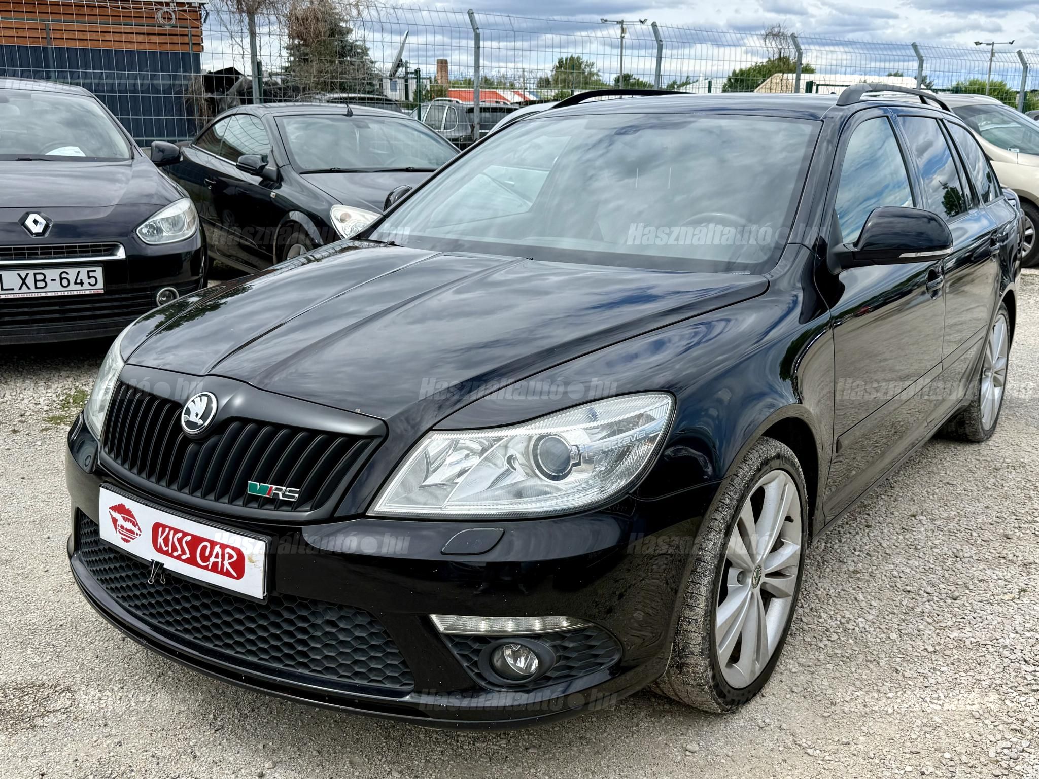 SKODA OCTAVIA 2010 - 1