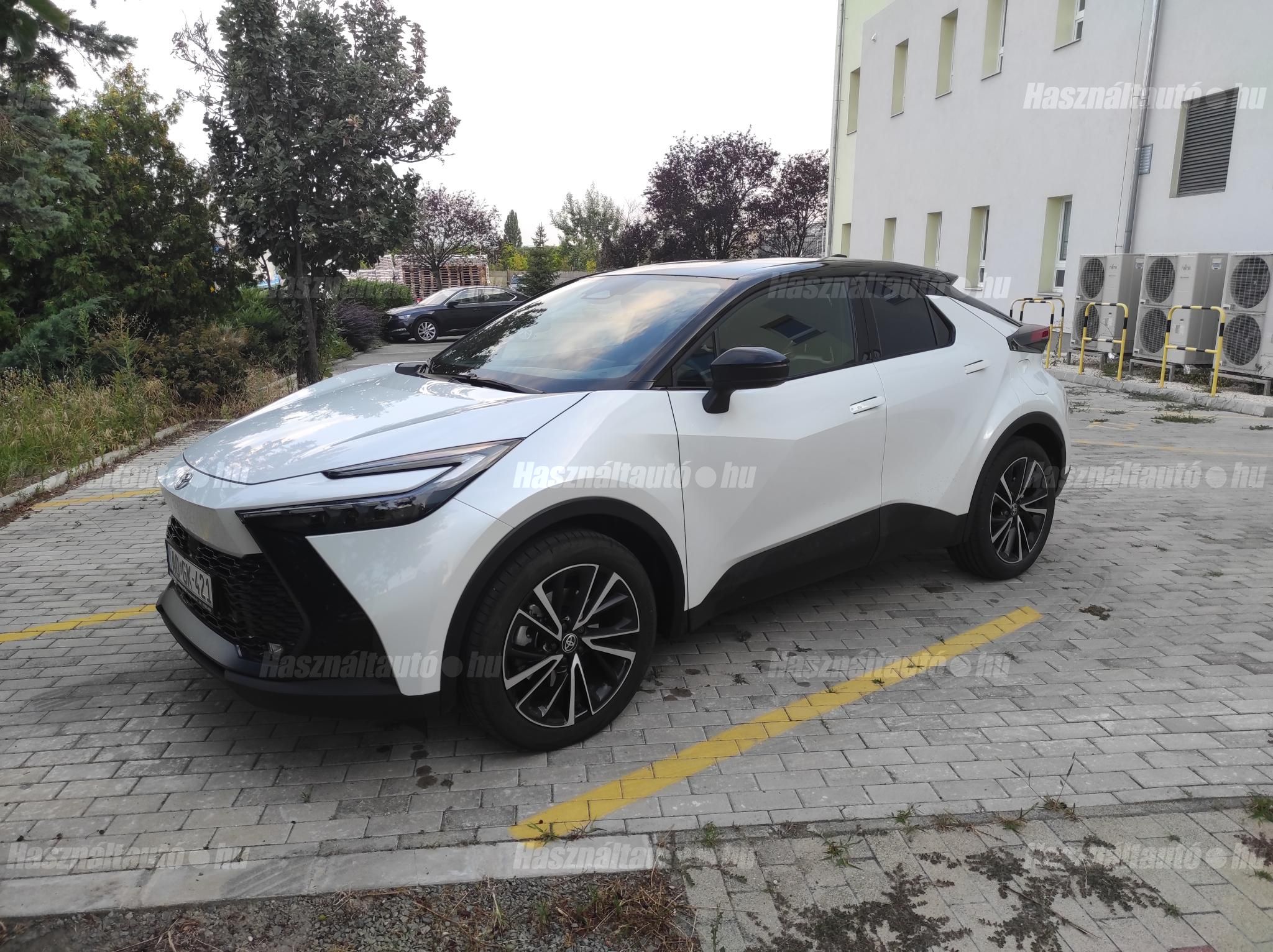 TOYOTA C-HR 2025/9 - 1