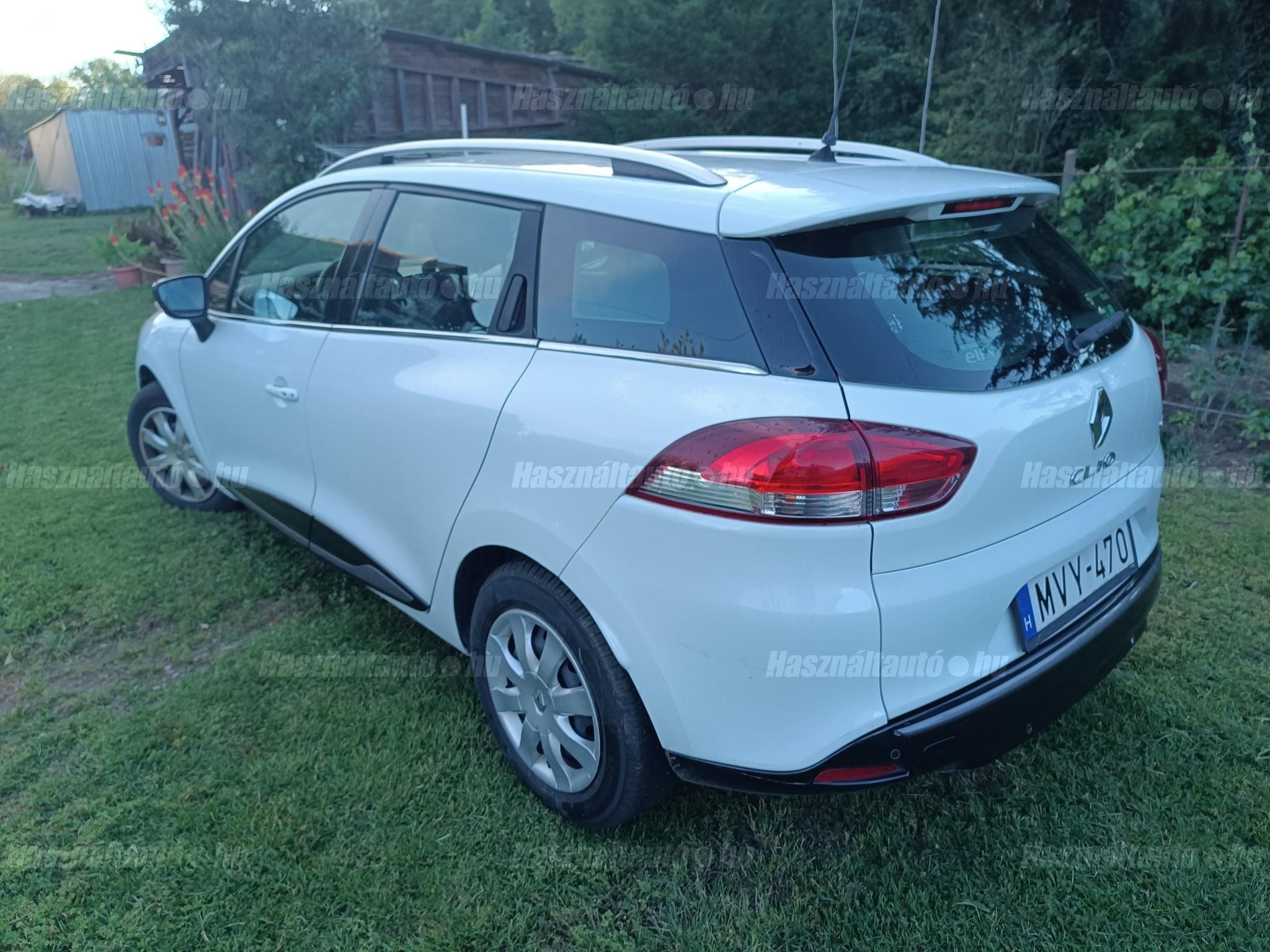 RENAULT CLIO 2014/8 - 1