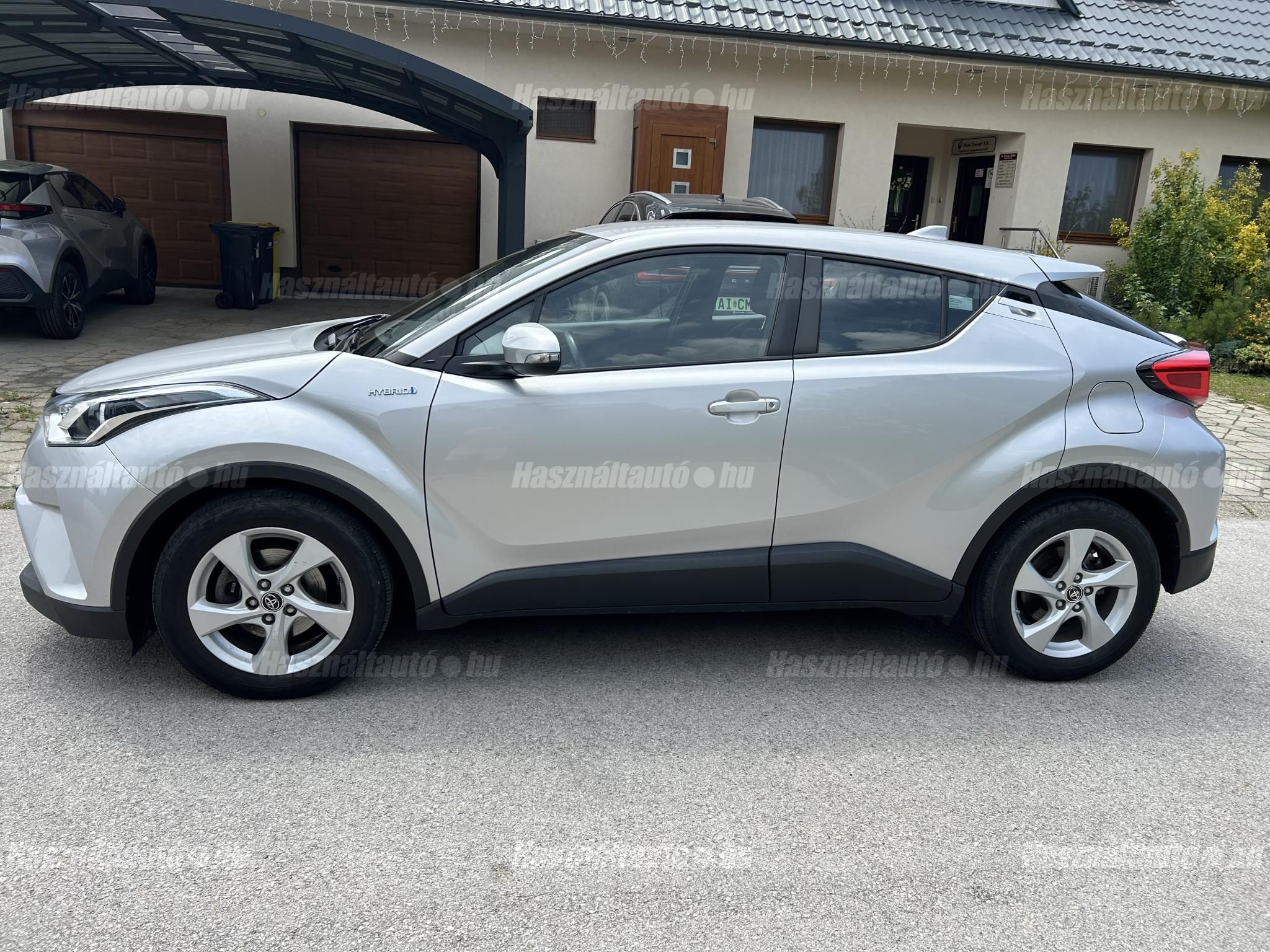 TOYOTA C-HR 2018 - 1