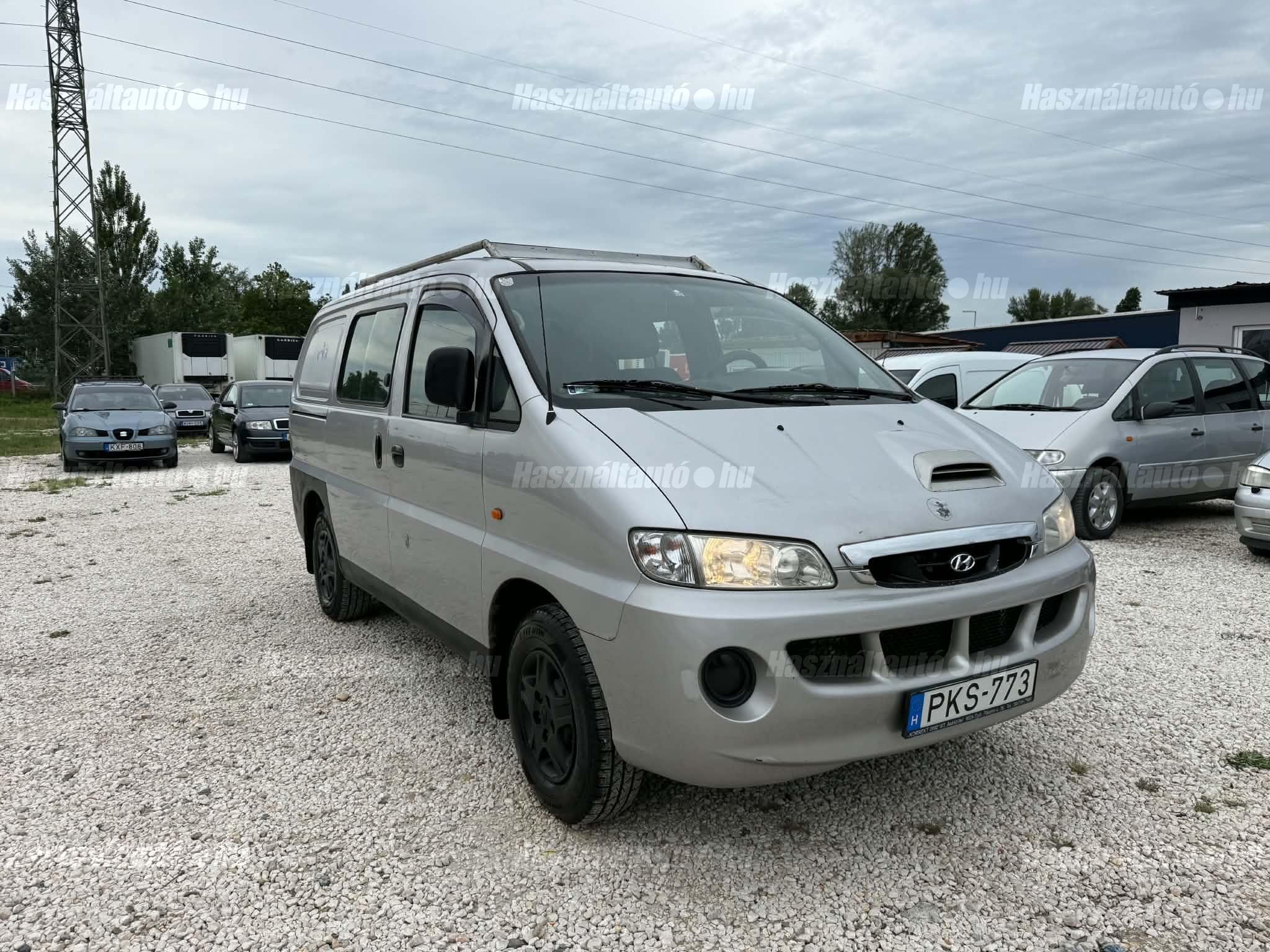 HYUNDAI H-1 2002/11 - 1