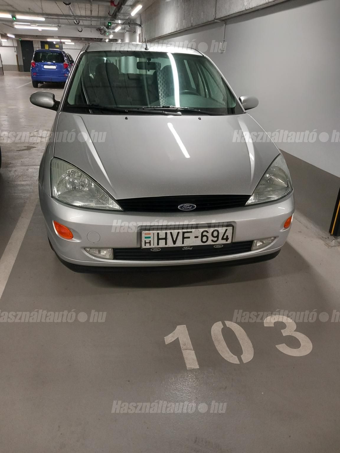 FORD FOCUS 2001/9 - 1