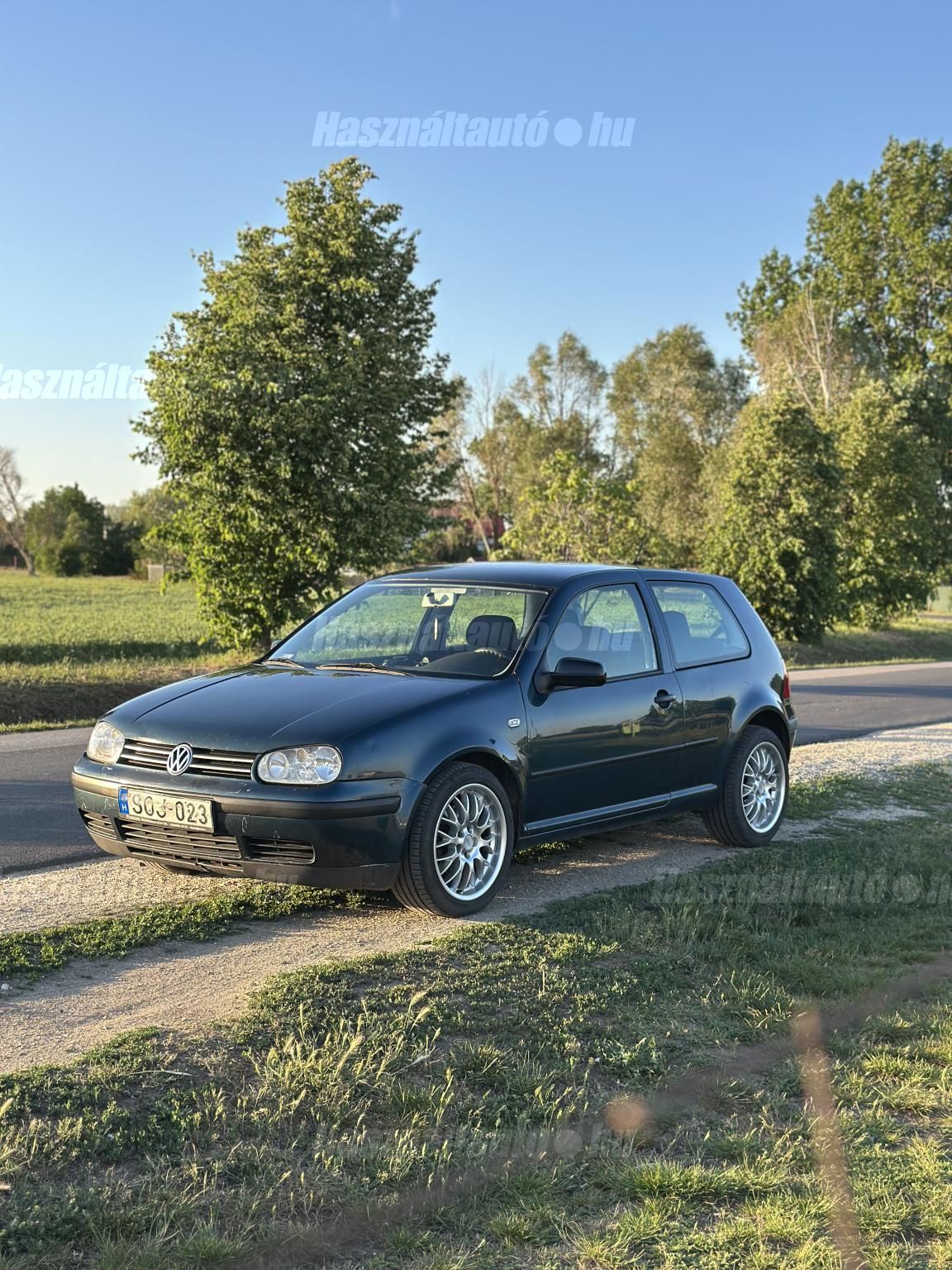 VOLKSWAGEN GOLF IV 2002/8 - 1