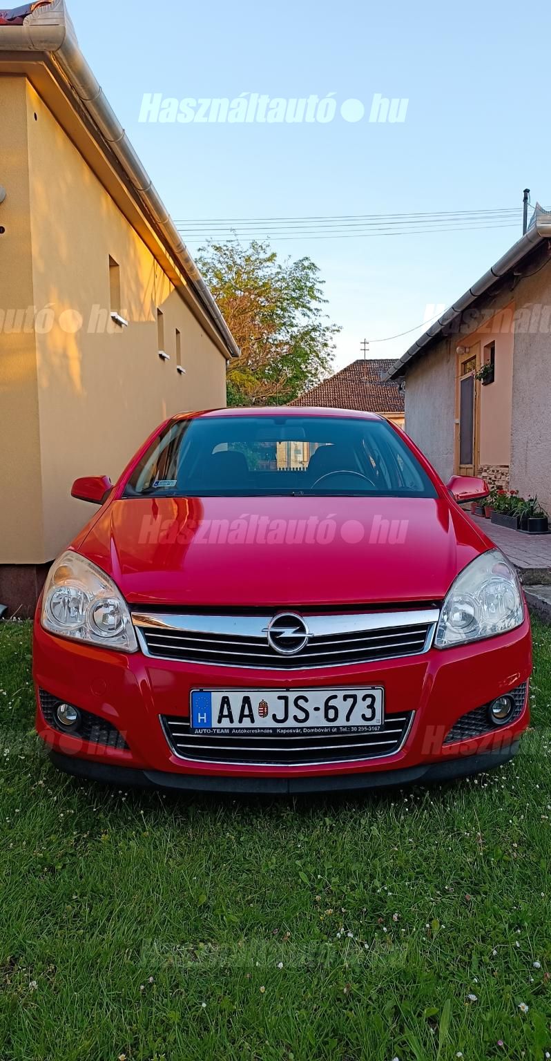 OPEL ASTRA H 2009/4 - 1