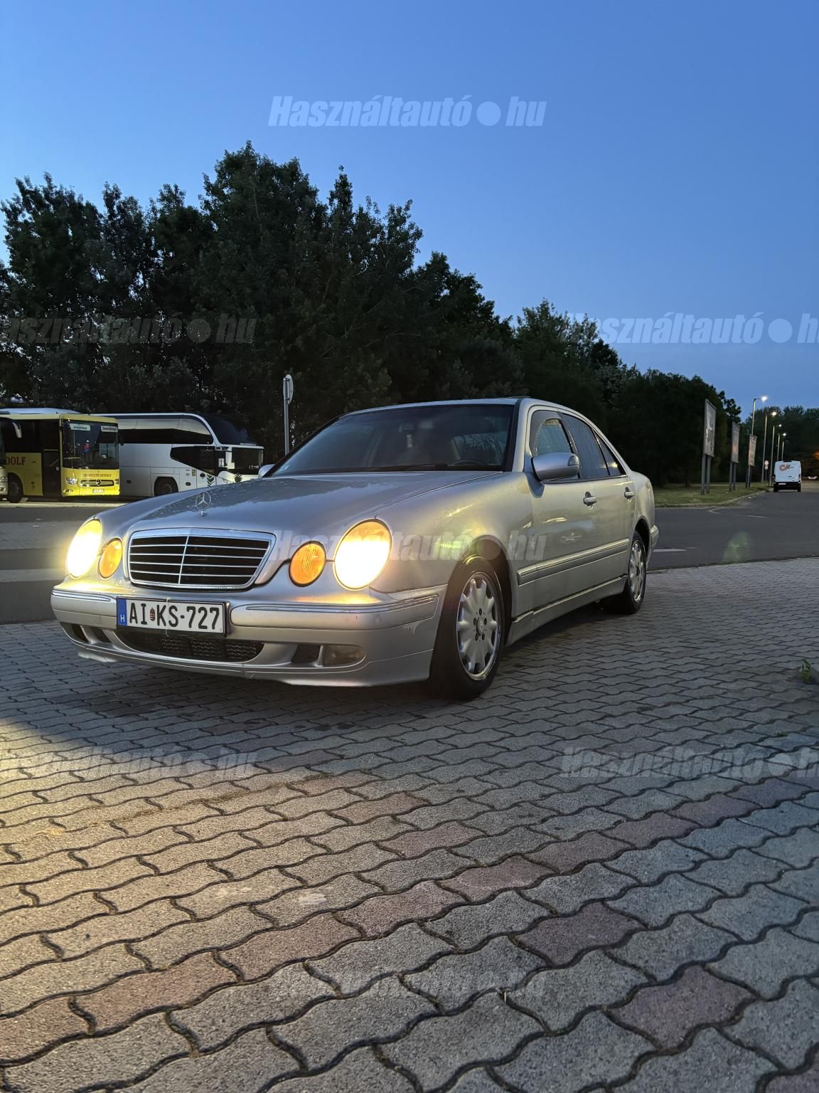 MERCEDES-BENZ E-OSZTÁLY 2001 - 1