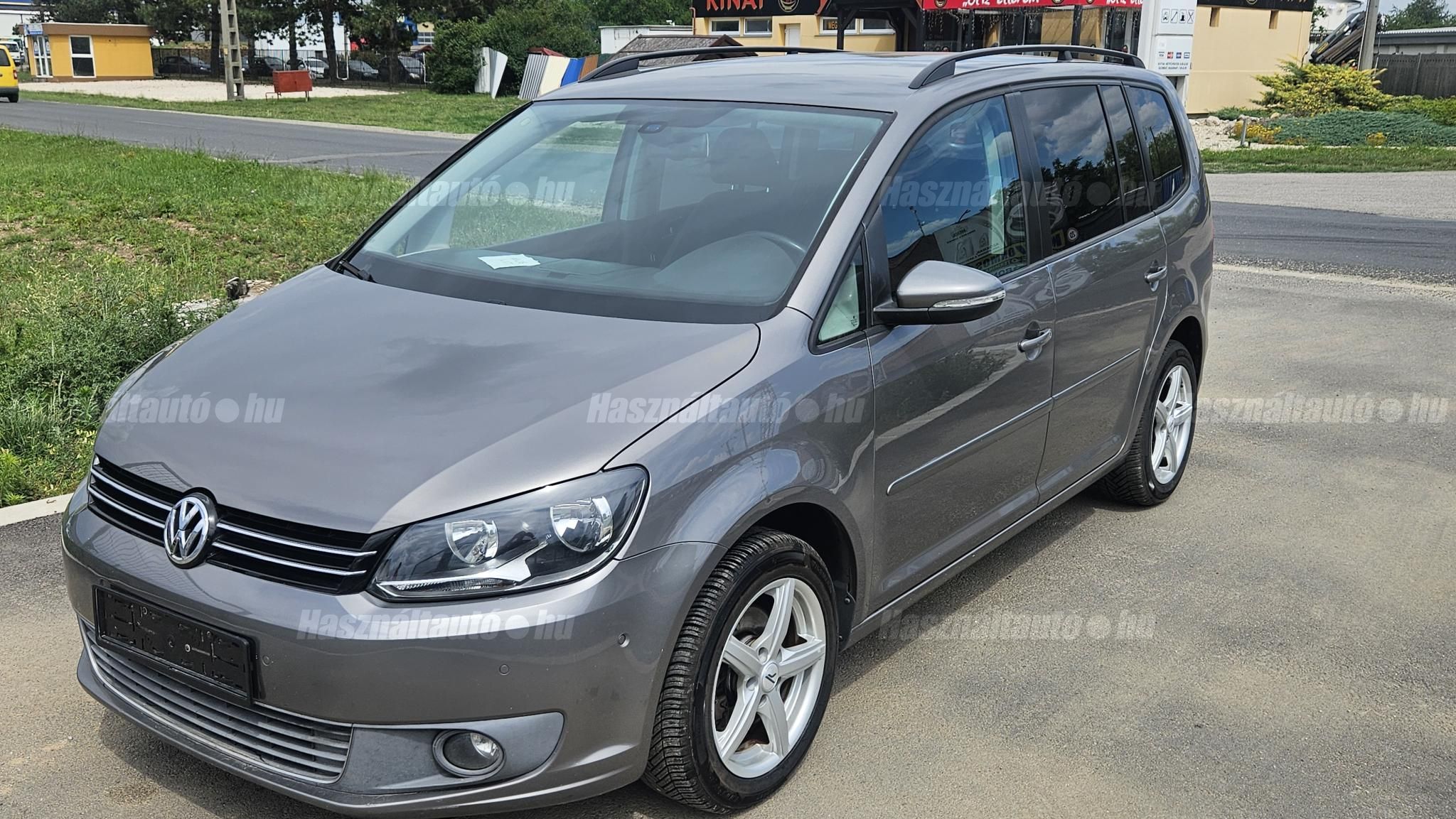 VOLKSWAGEN TOURAN 2011/5 - 1