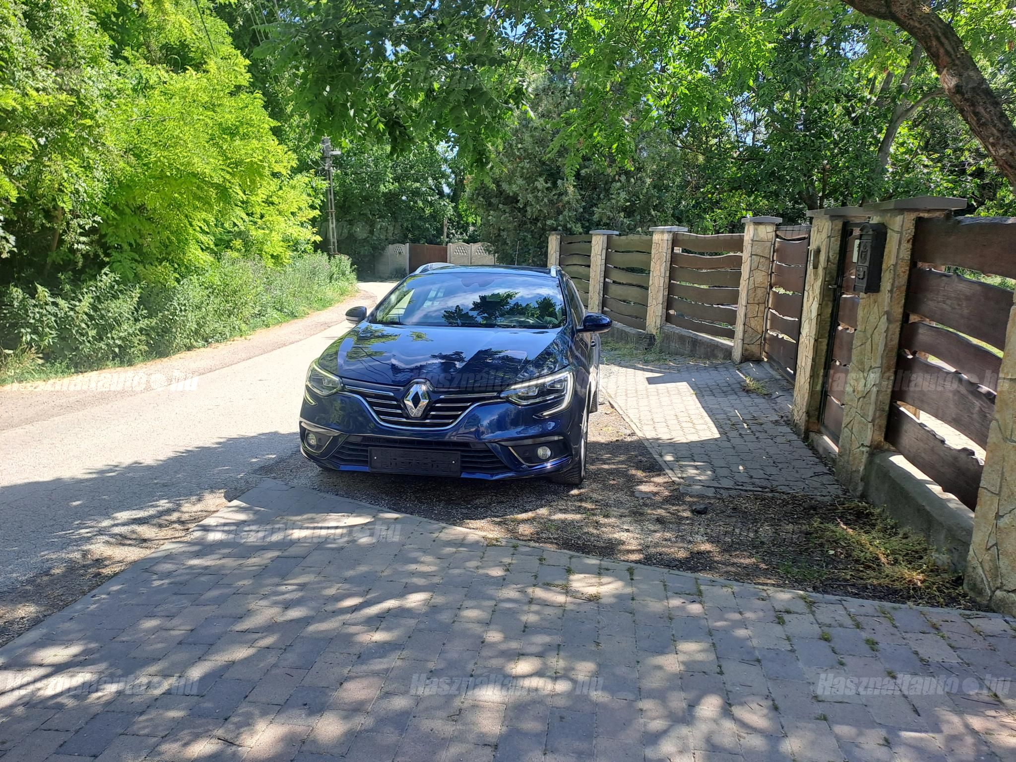 RENAULT MEGANE 2019/3 - 1