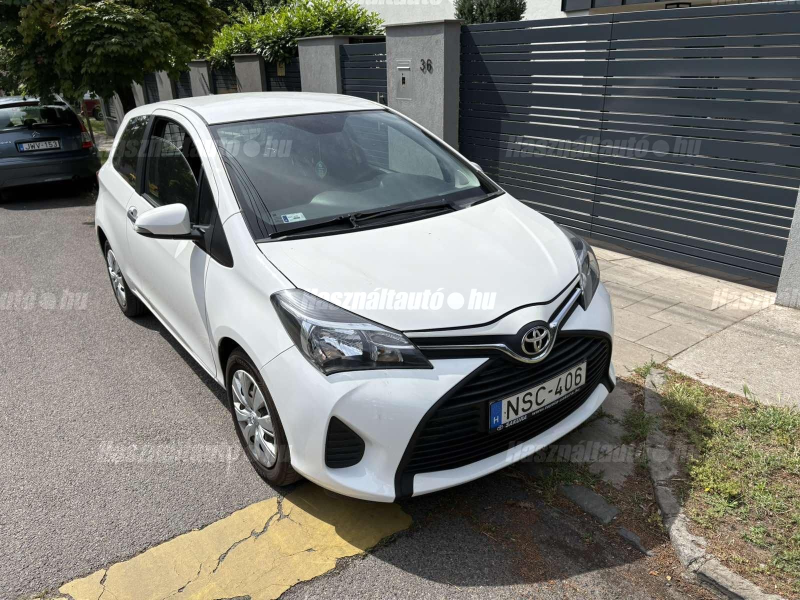 TOYOTA YARIS 2016/6 - 1