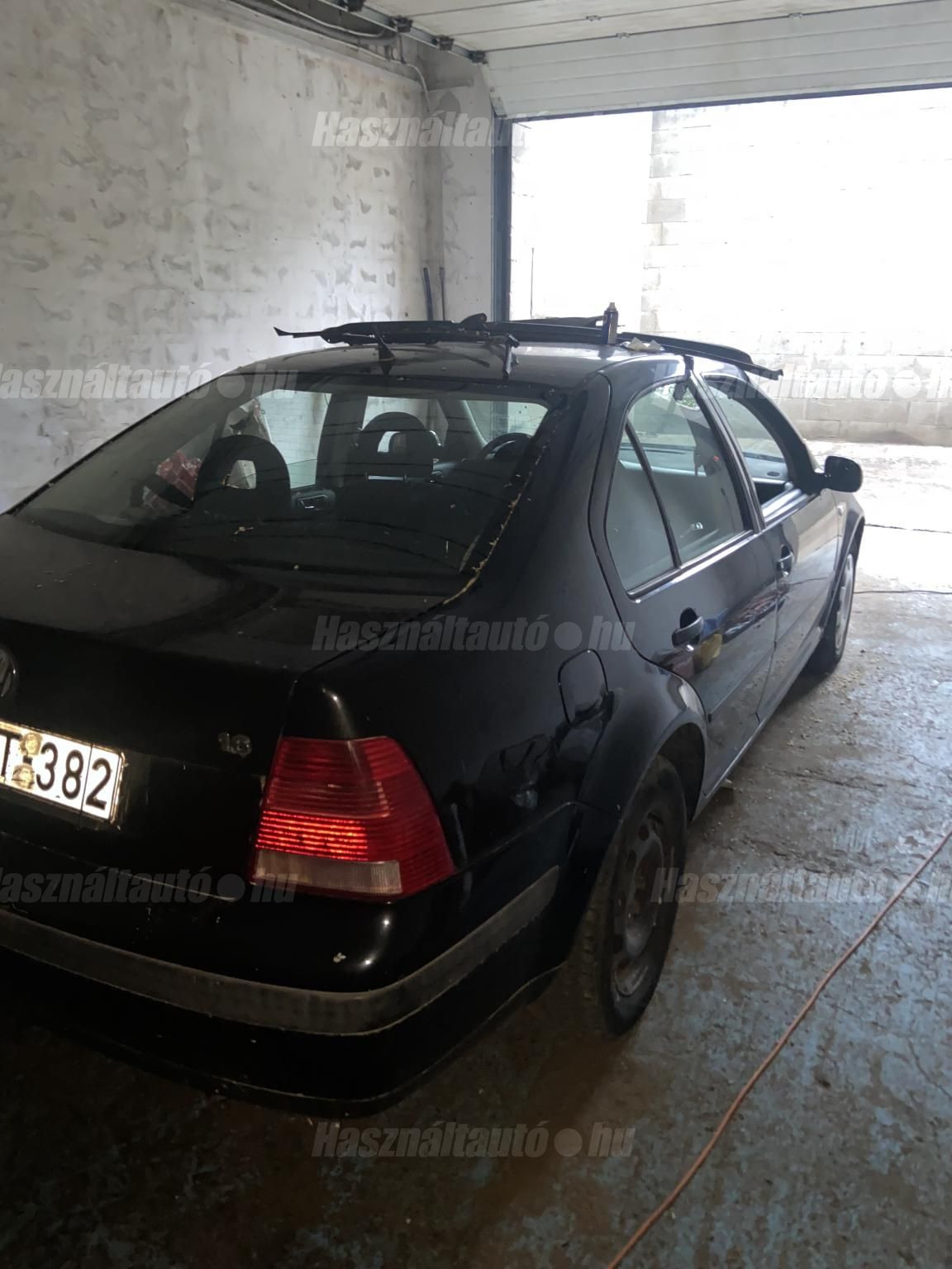 VOLKSWAGEN BORA 2003 - 1