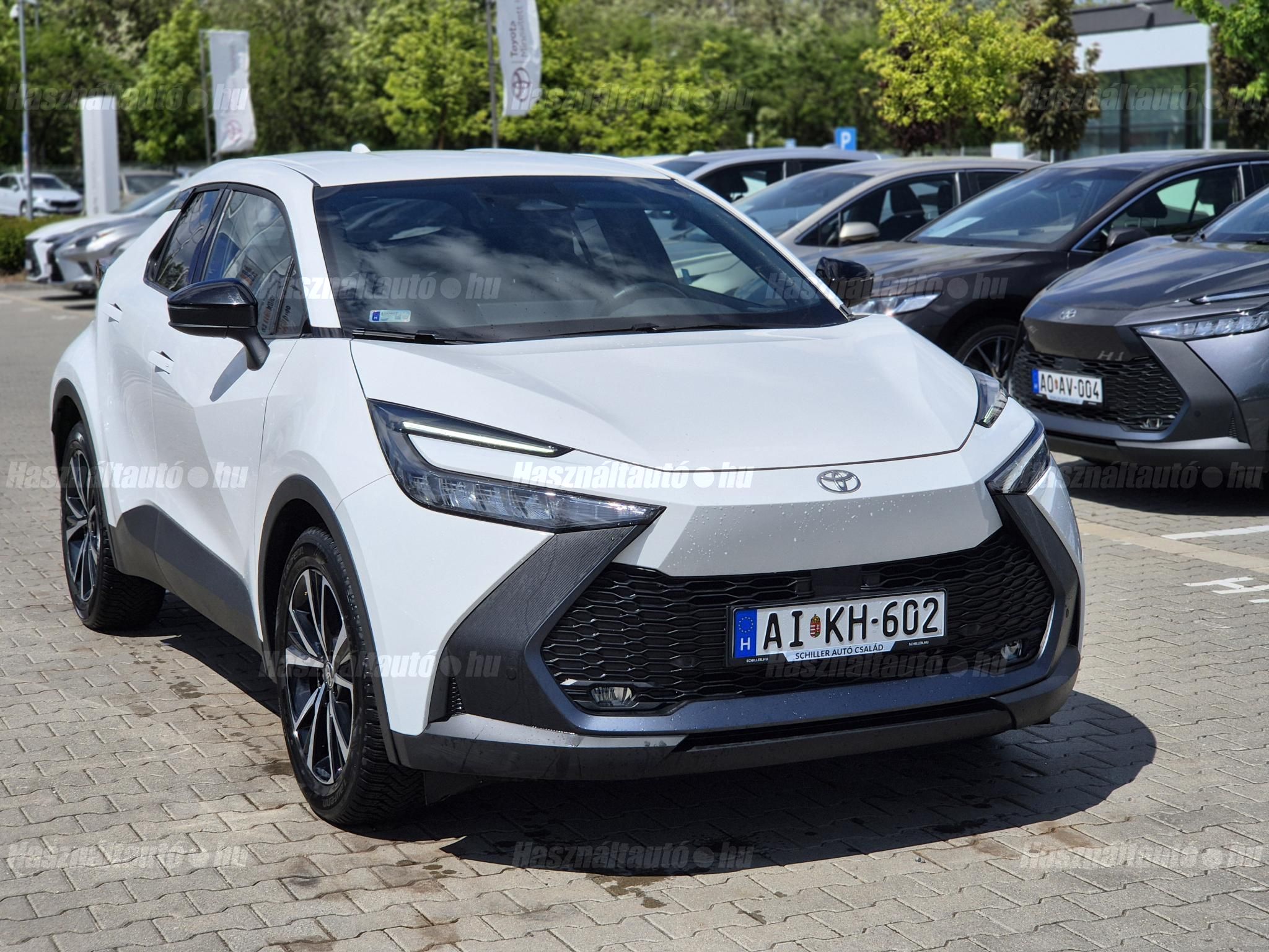 TOYOTA C-HR 2025/4 - 1