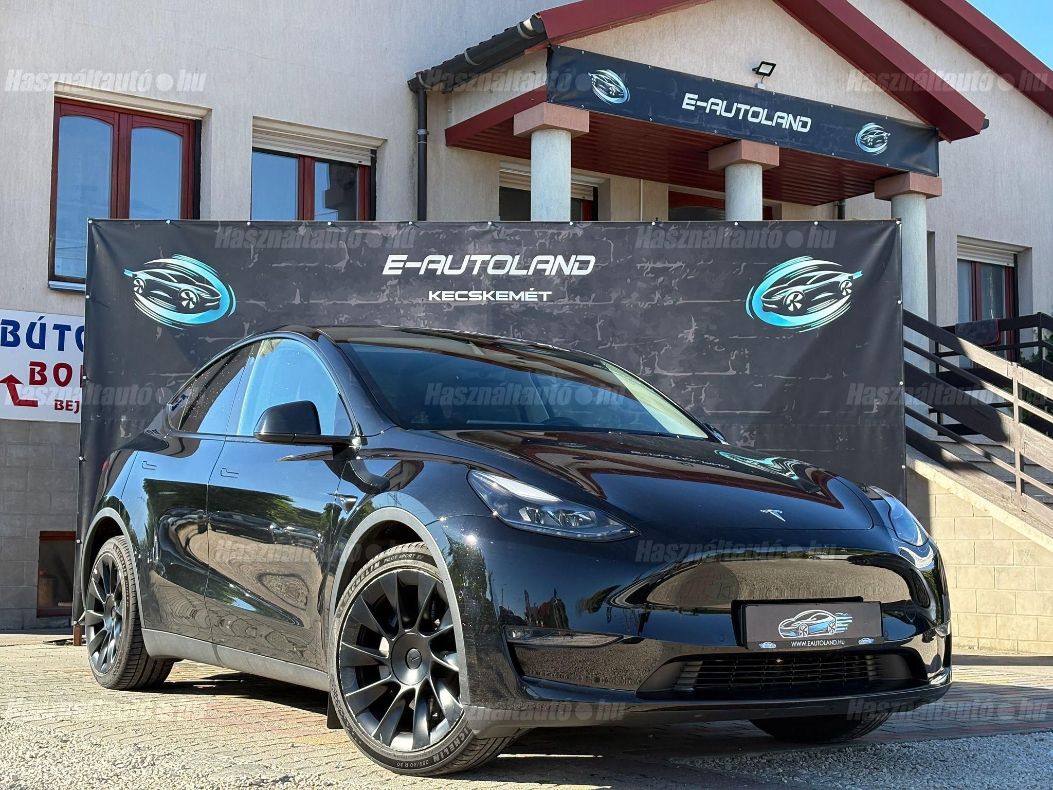 TESLA MODEL Y 2022/10 - 1