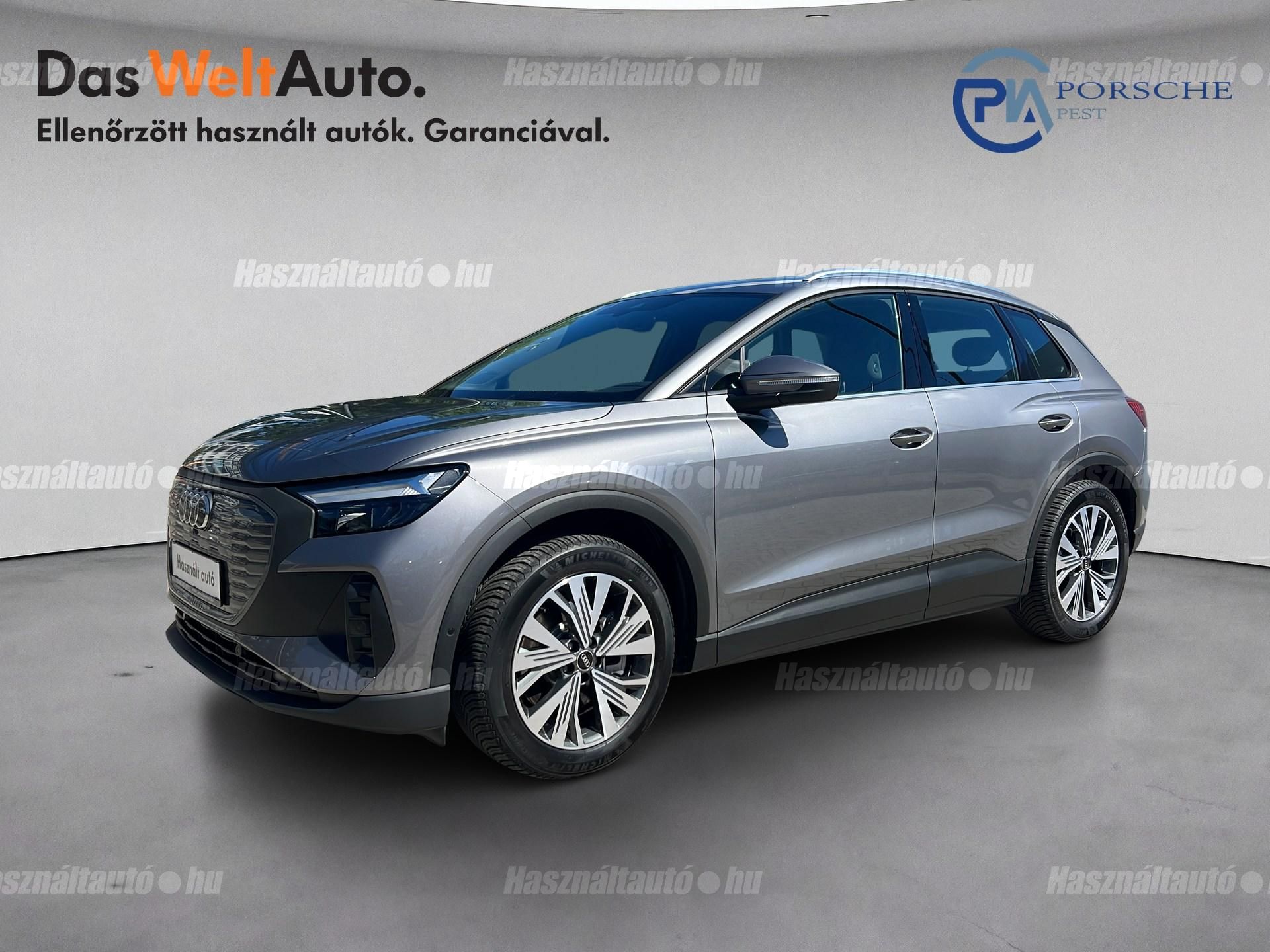 AUDI Q4 2023/3 - 1