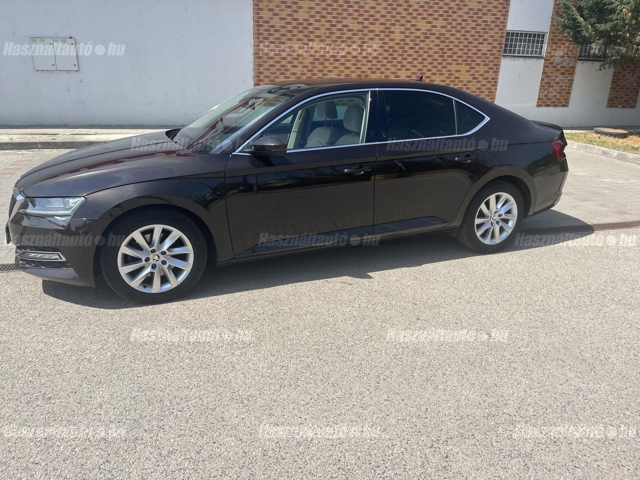 SKODA SUPERB 2020/7 - 1