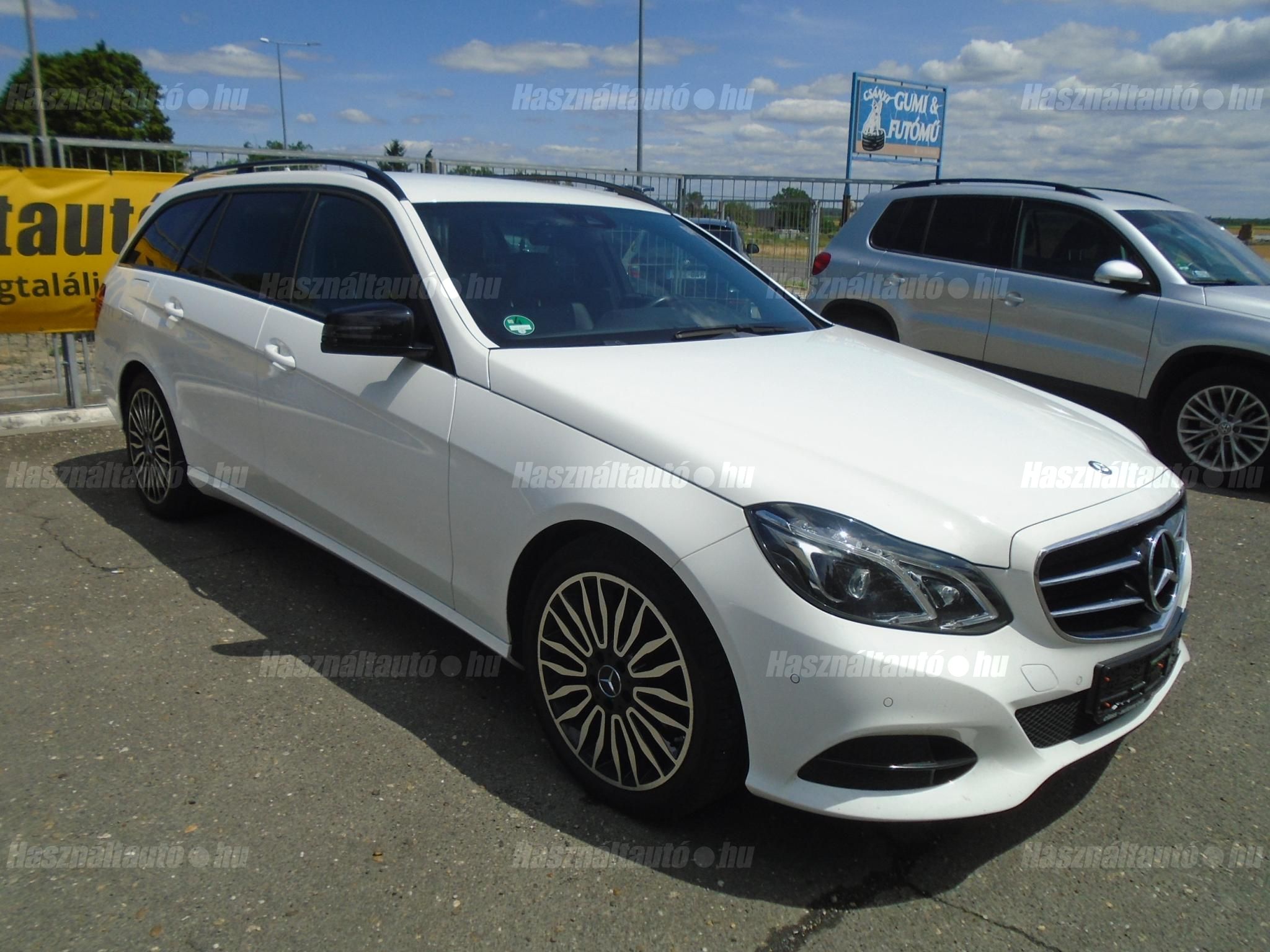 MERCEDES-BENZ E 220 2015/6 - 1