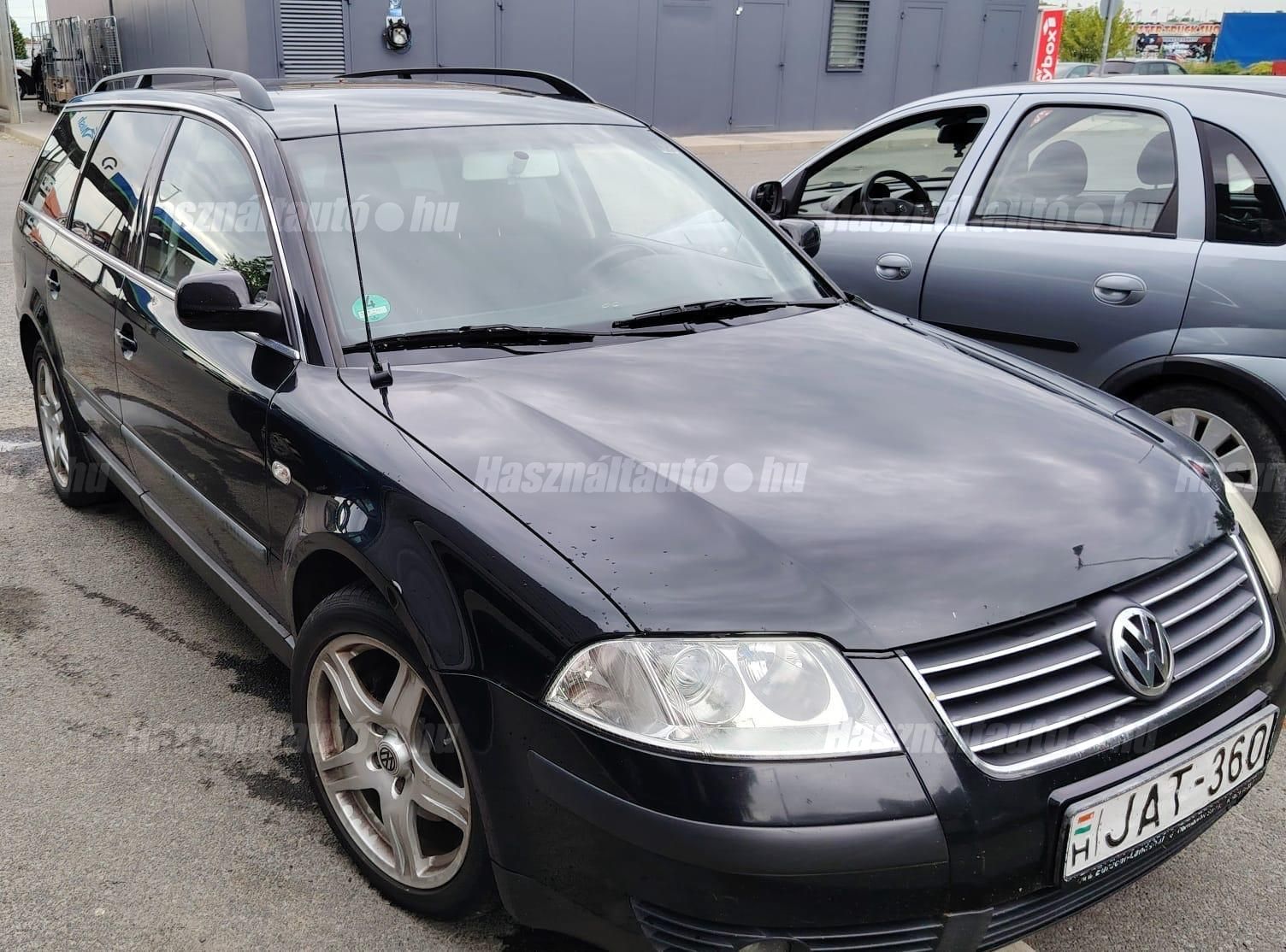 VOLKSWAGEN PASSAT 2001/8 - 1