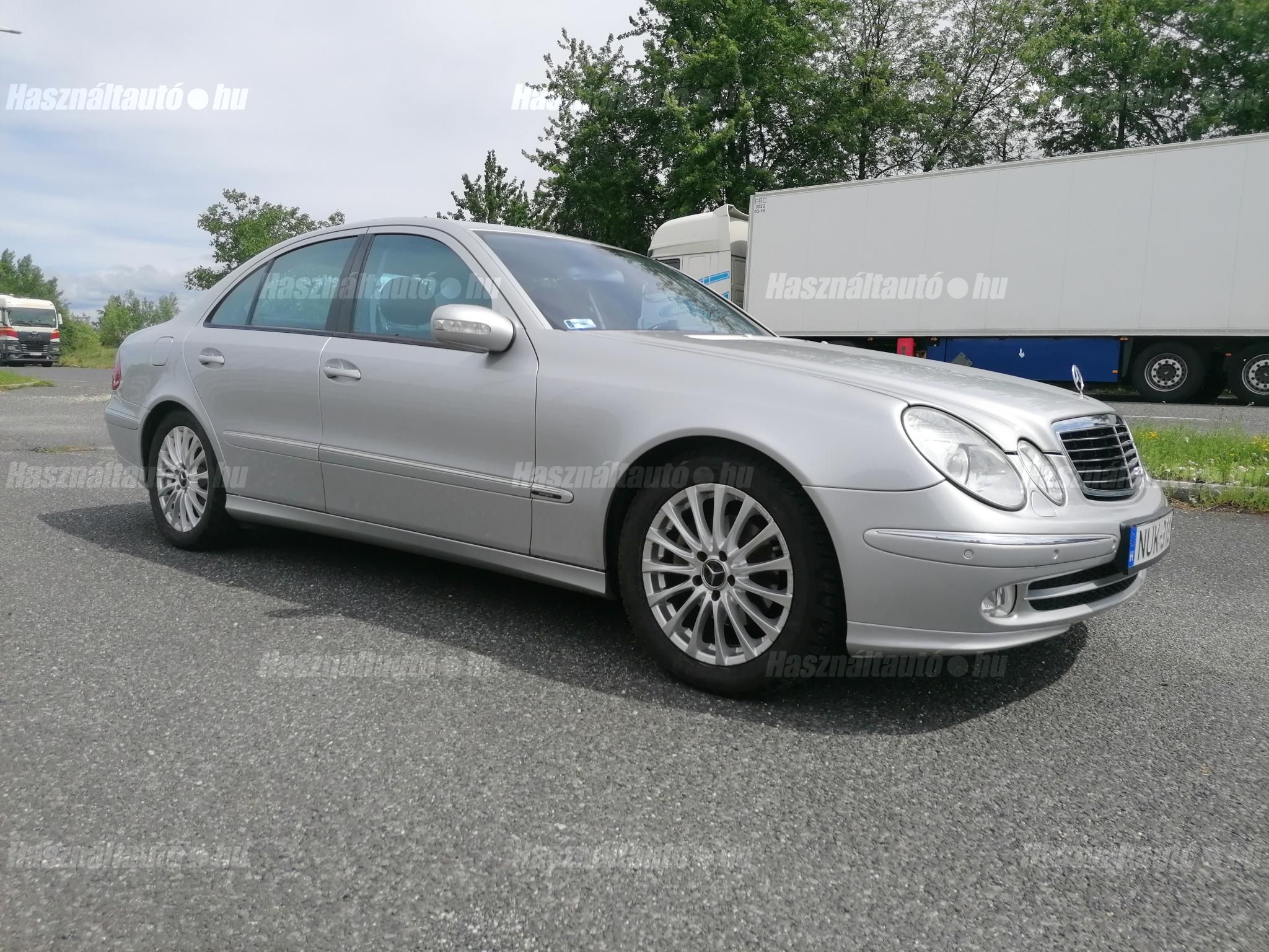 MERCEDES-BENZ E 200 2004/6 - 1