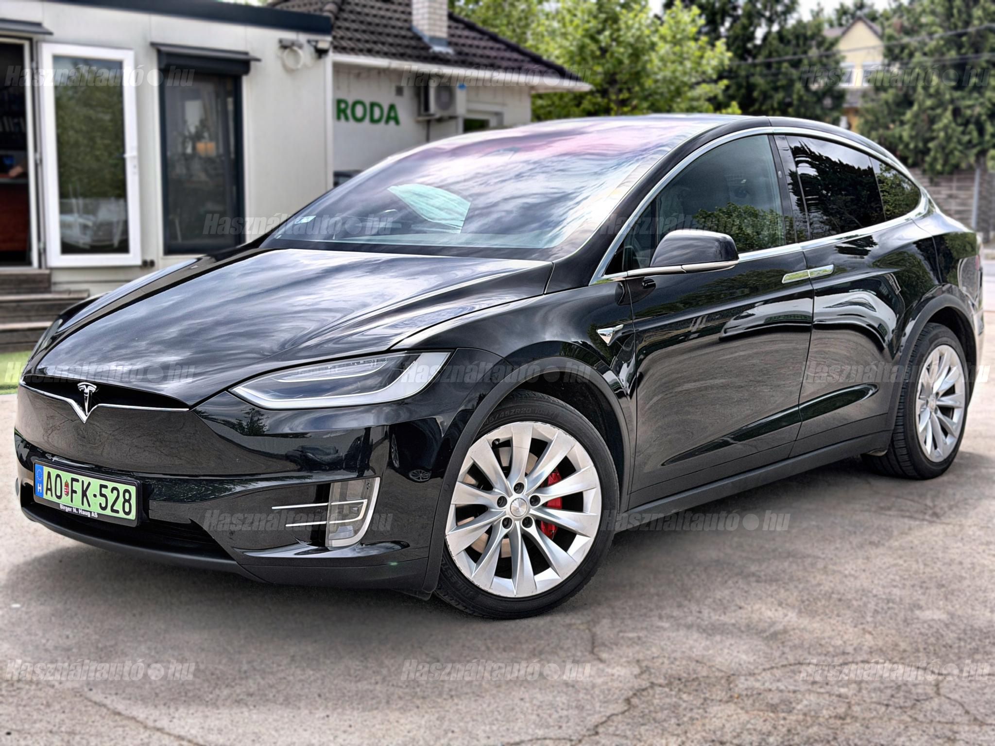 TESLA MODEL X 2017/9 - 1