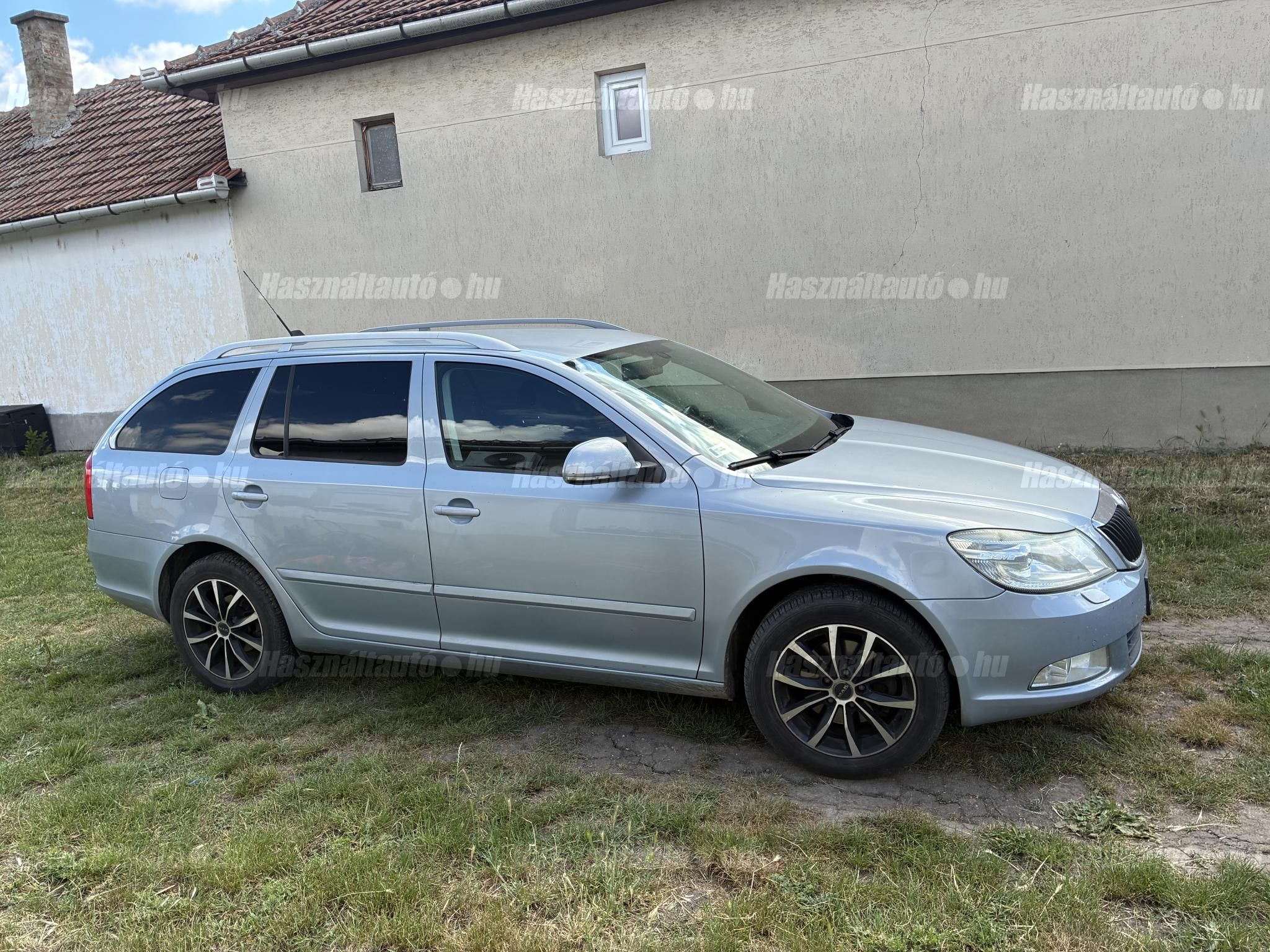 SKODA OCTAVIA 2010/1 - 1