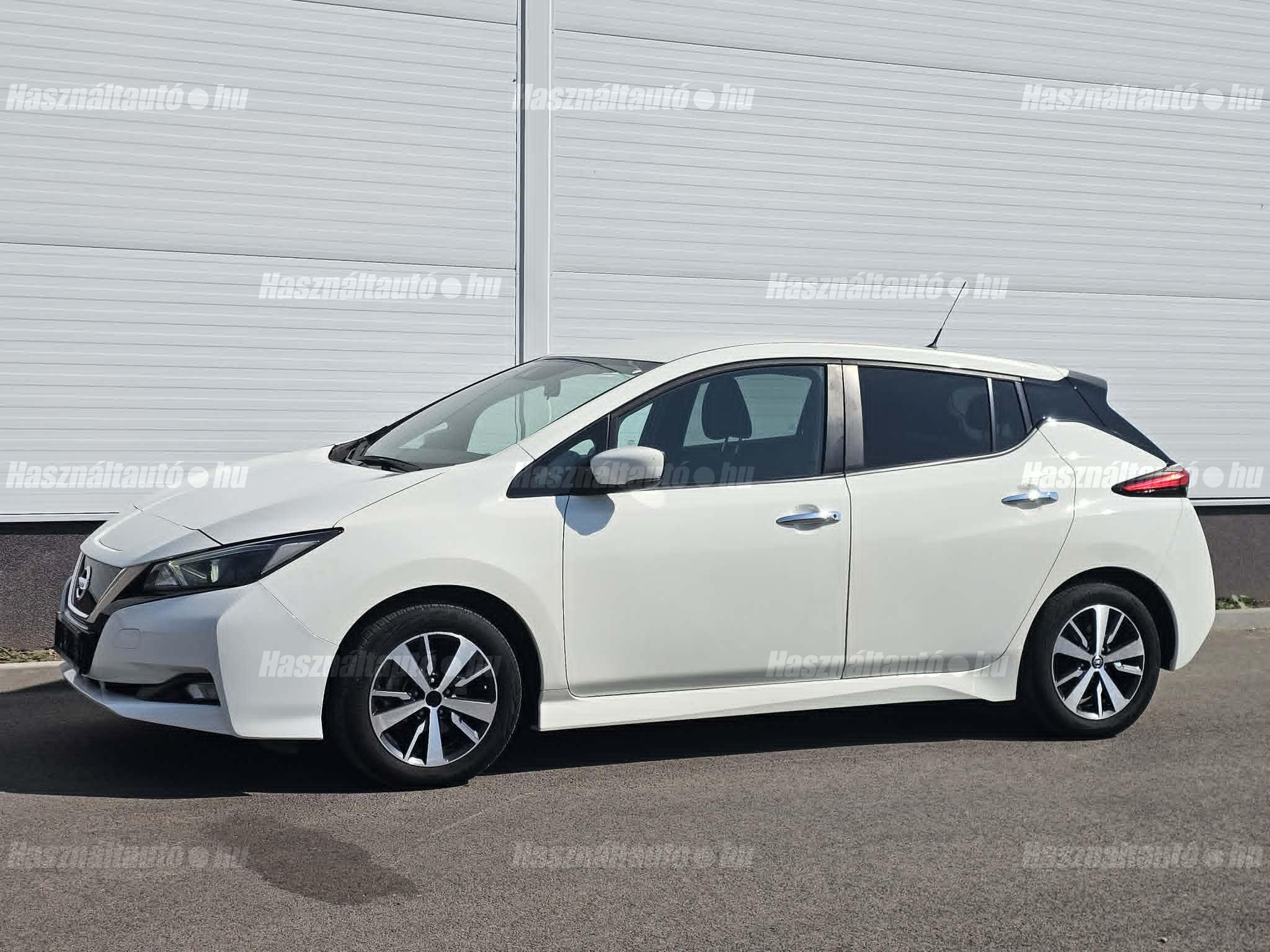NISSAN LEAF 2021/3 - 1
