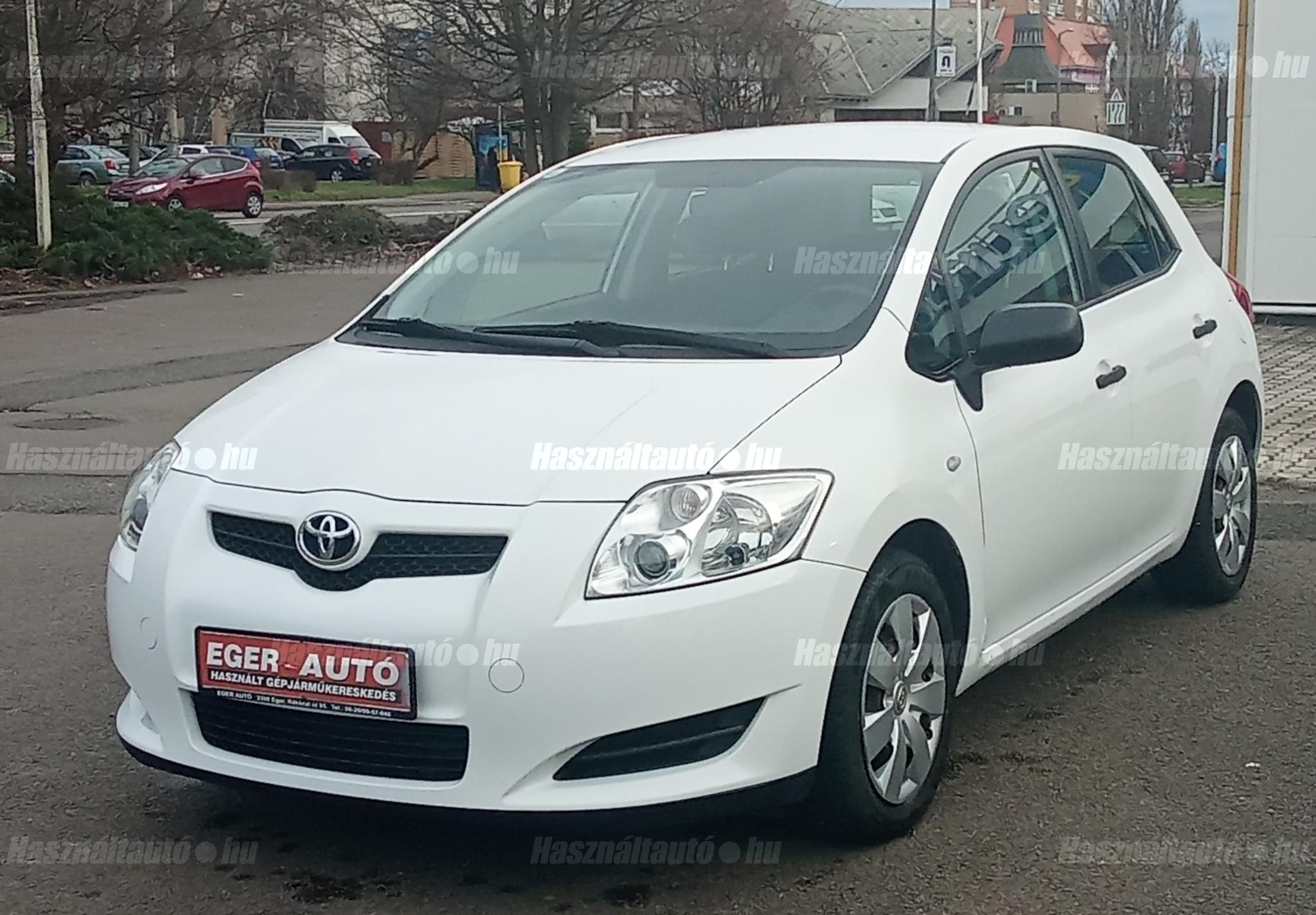 TOYOTA AURIS 2007/10 - 1
