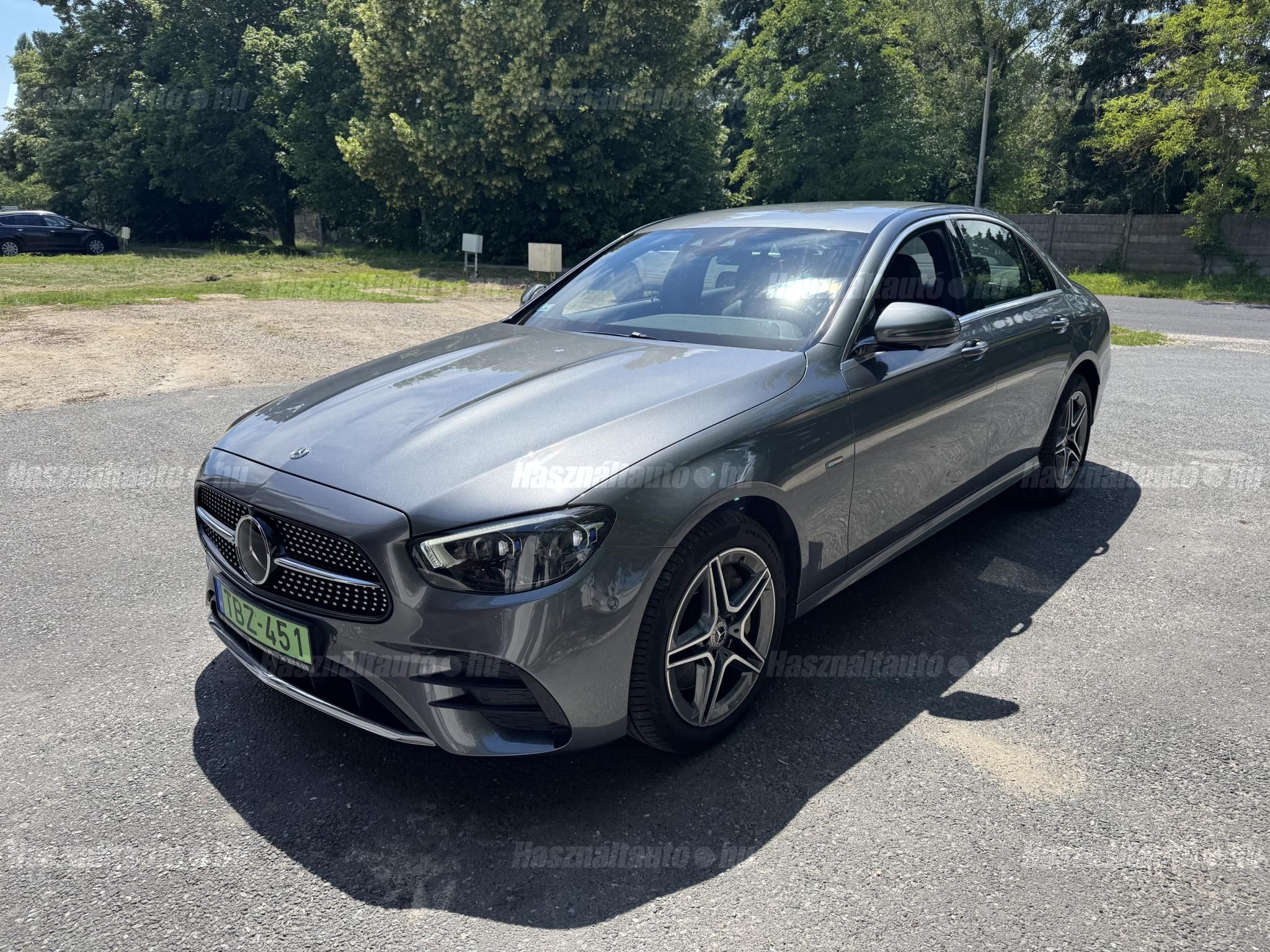 MERCEDES-BENZ E 300 2020/12 - 1