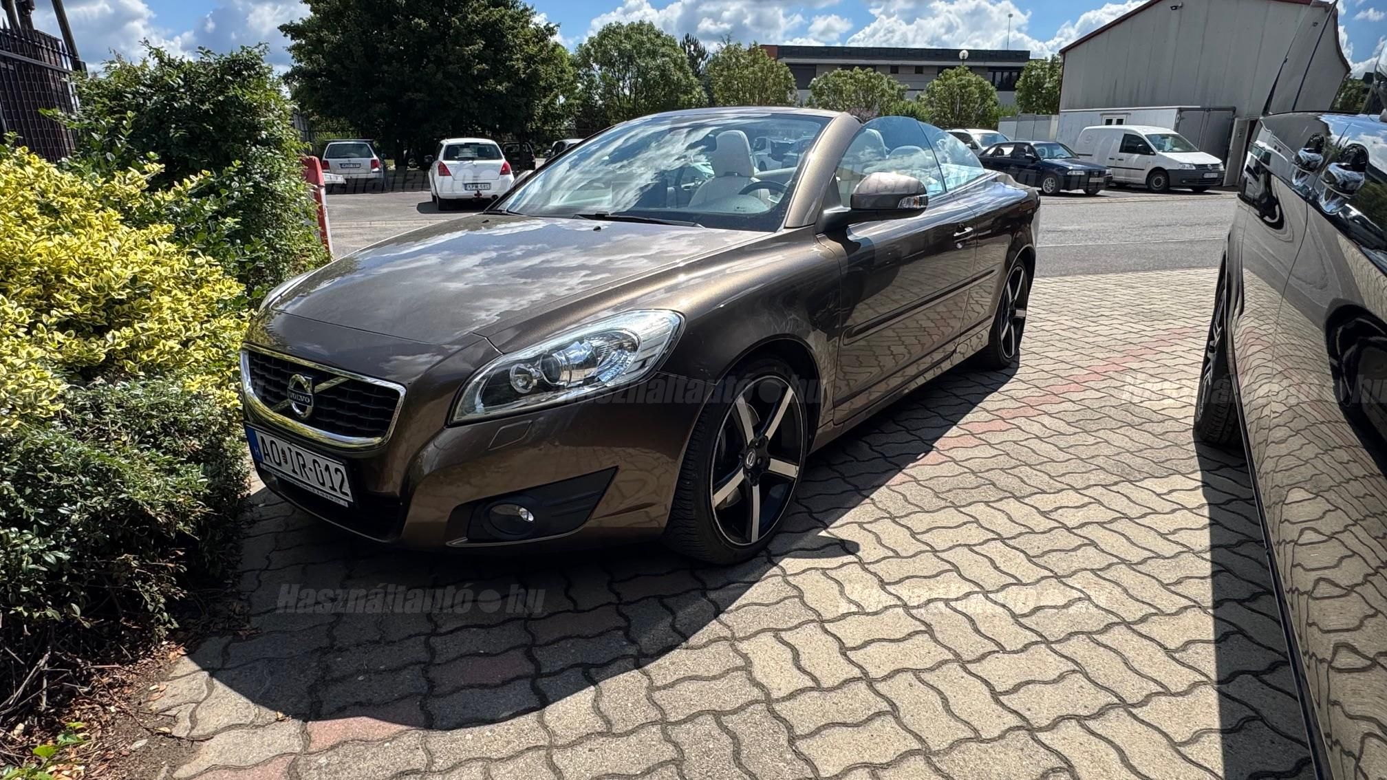 VOLVO C70 2011 - 1