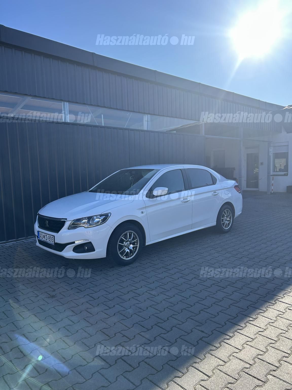 PEUGEOT 301 2017/11 - 1