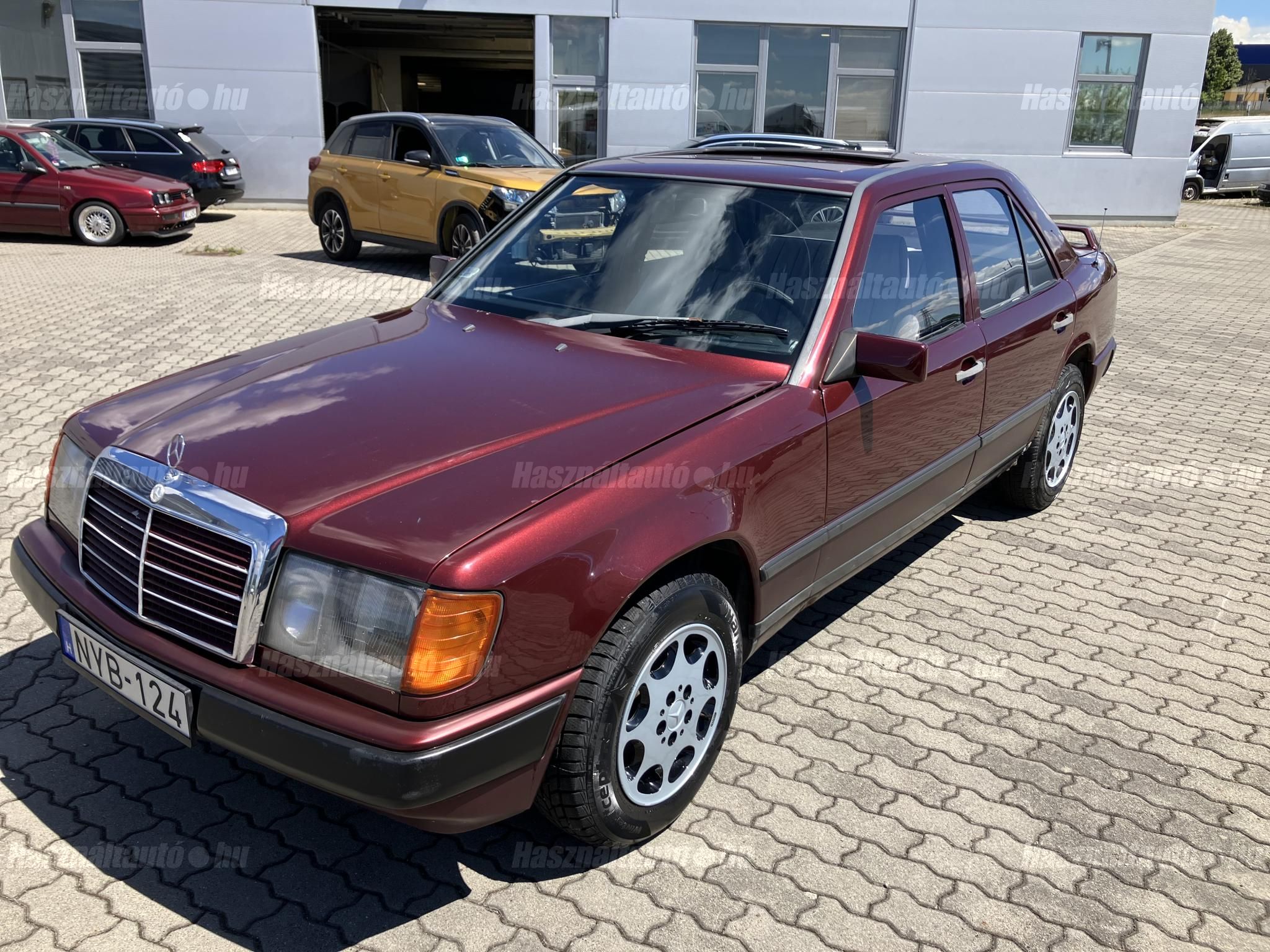 MERCEDES-BENZ W 124 1985/7 - 1