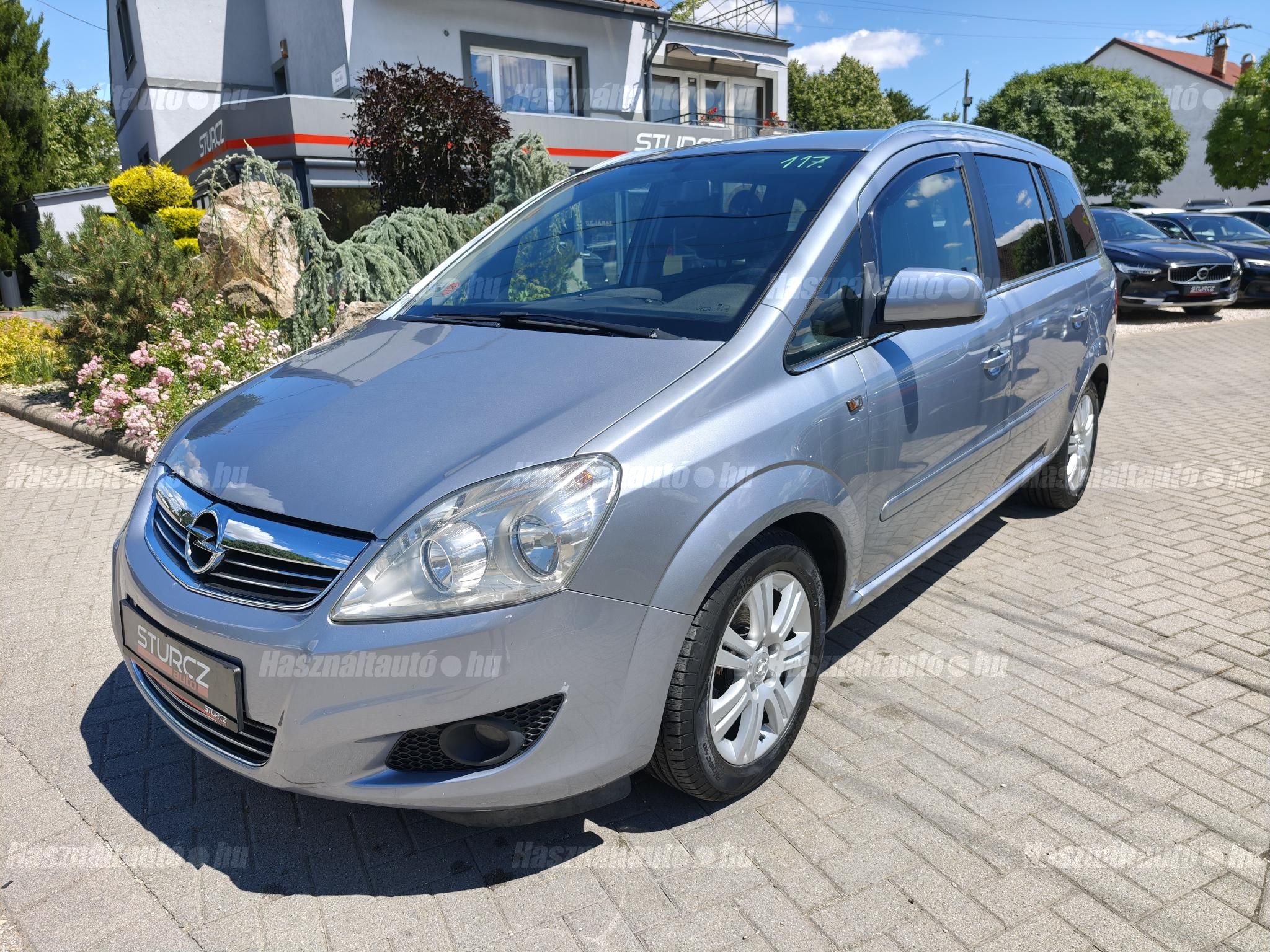 OPEL ZAFIRA B 2011/6 - 1