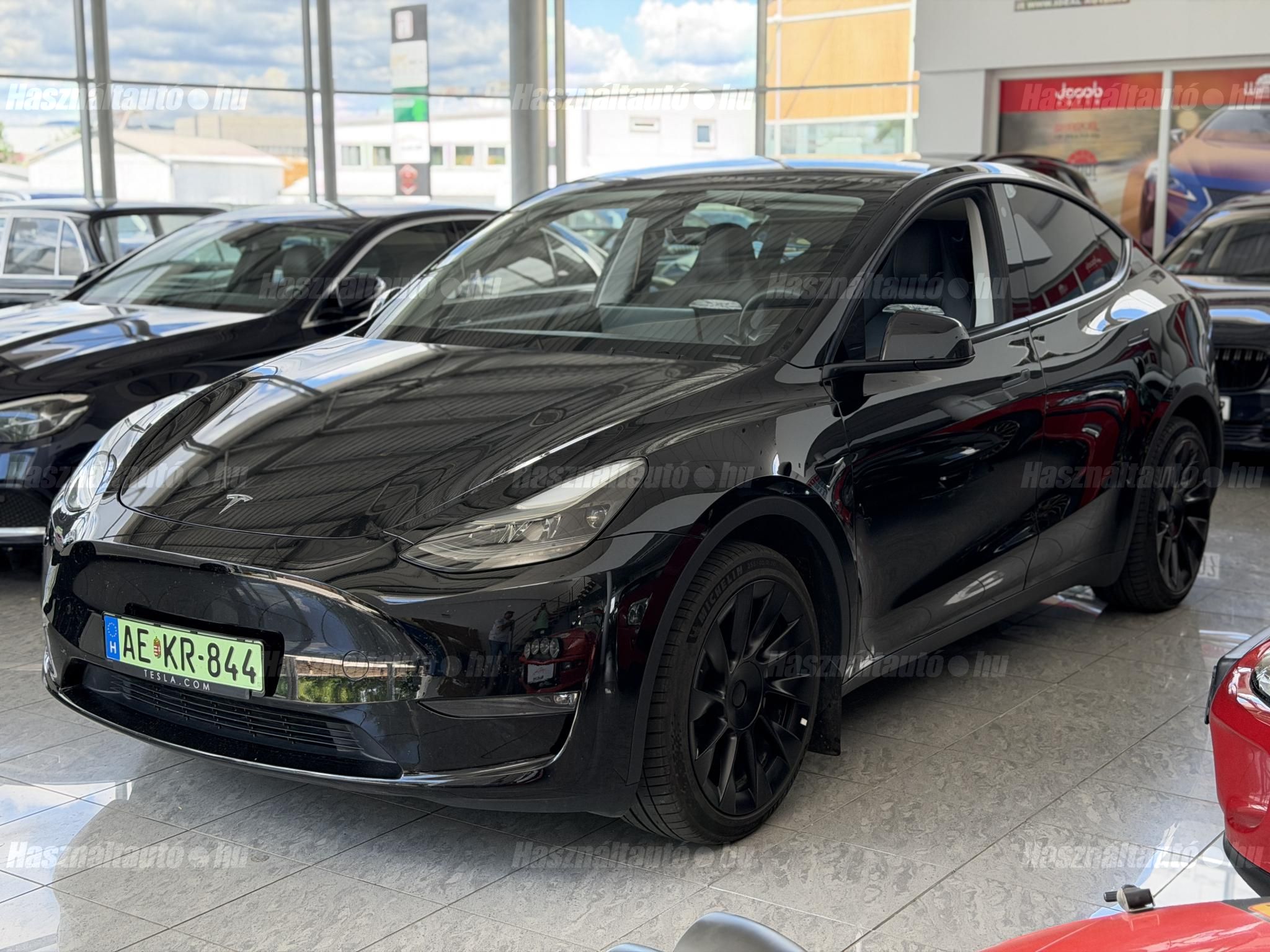 TESLA MODEL Y 2023/1 - 1