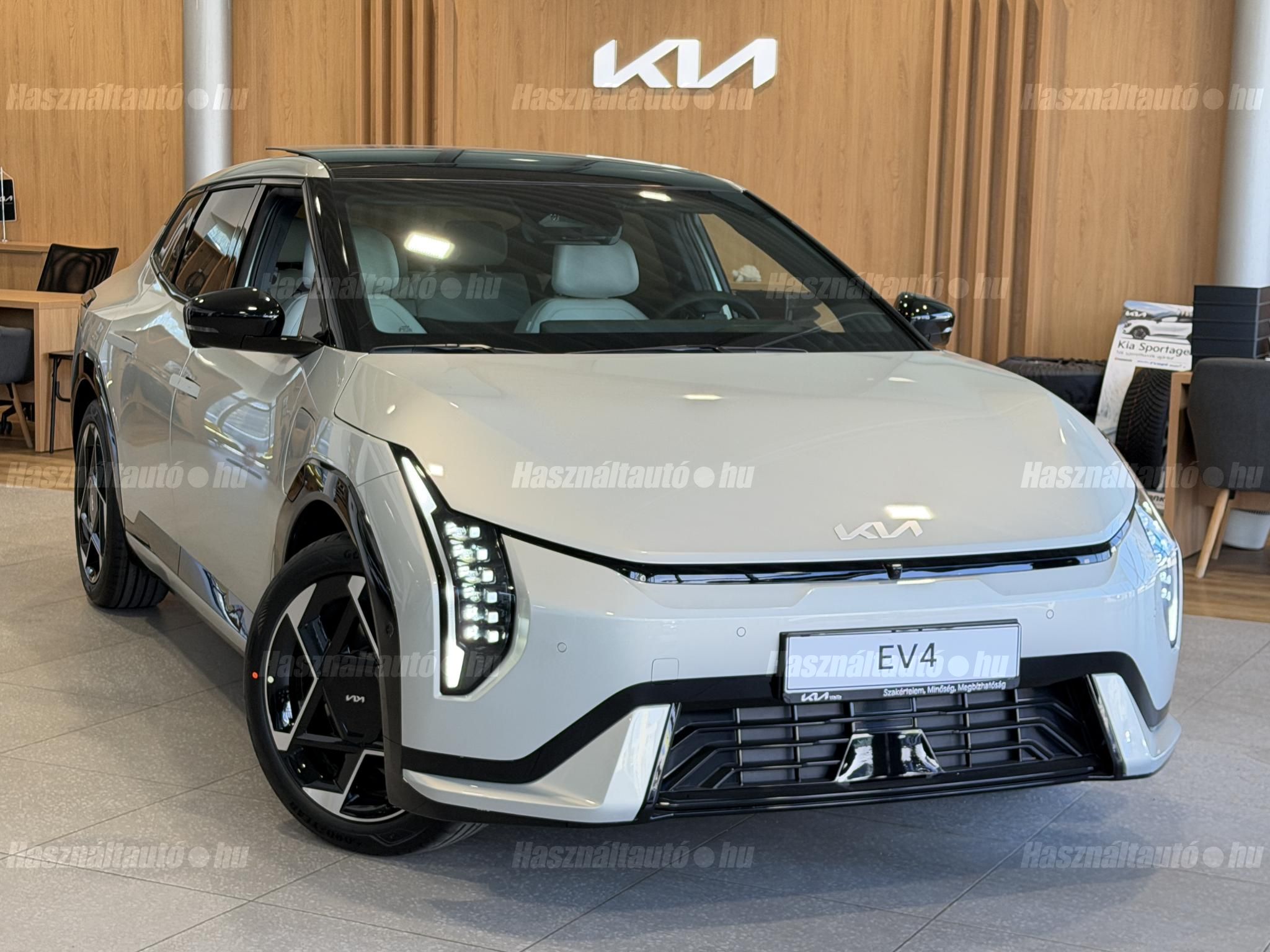 KIA EV4 2026 - 1
