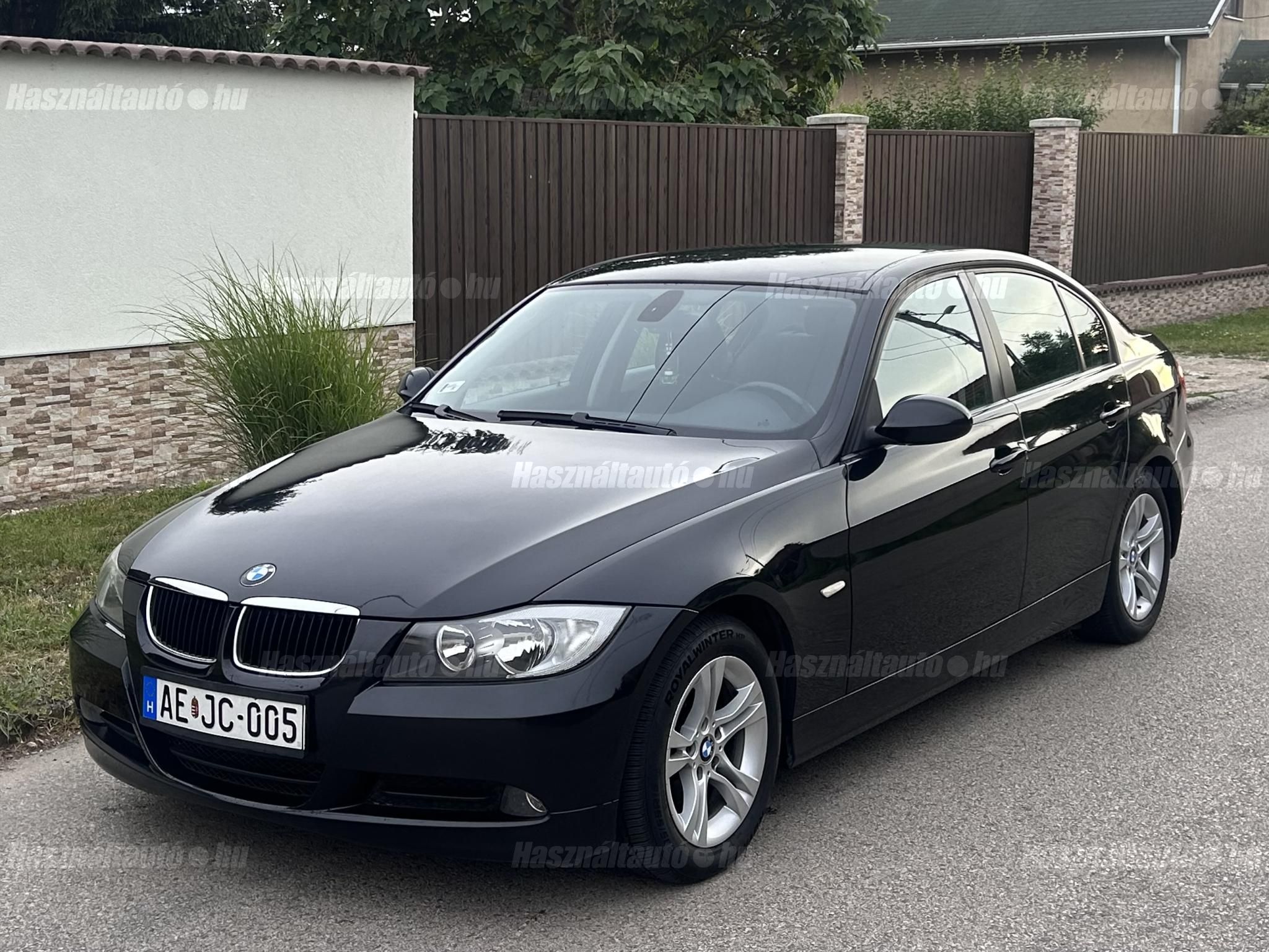 BMW 318 2008/7 - 1