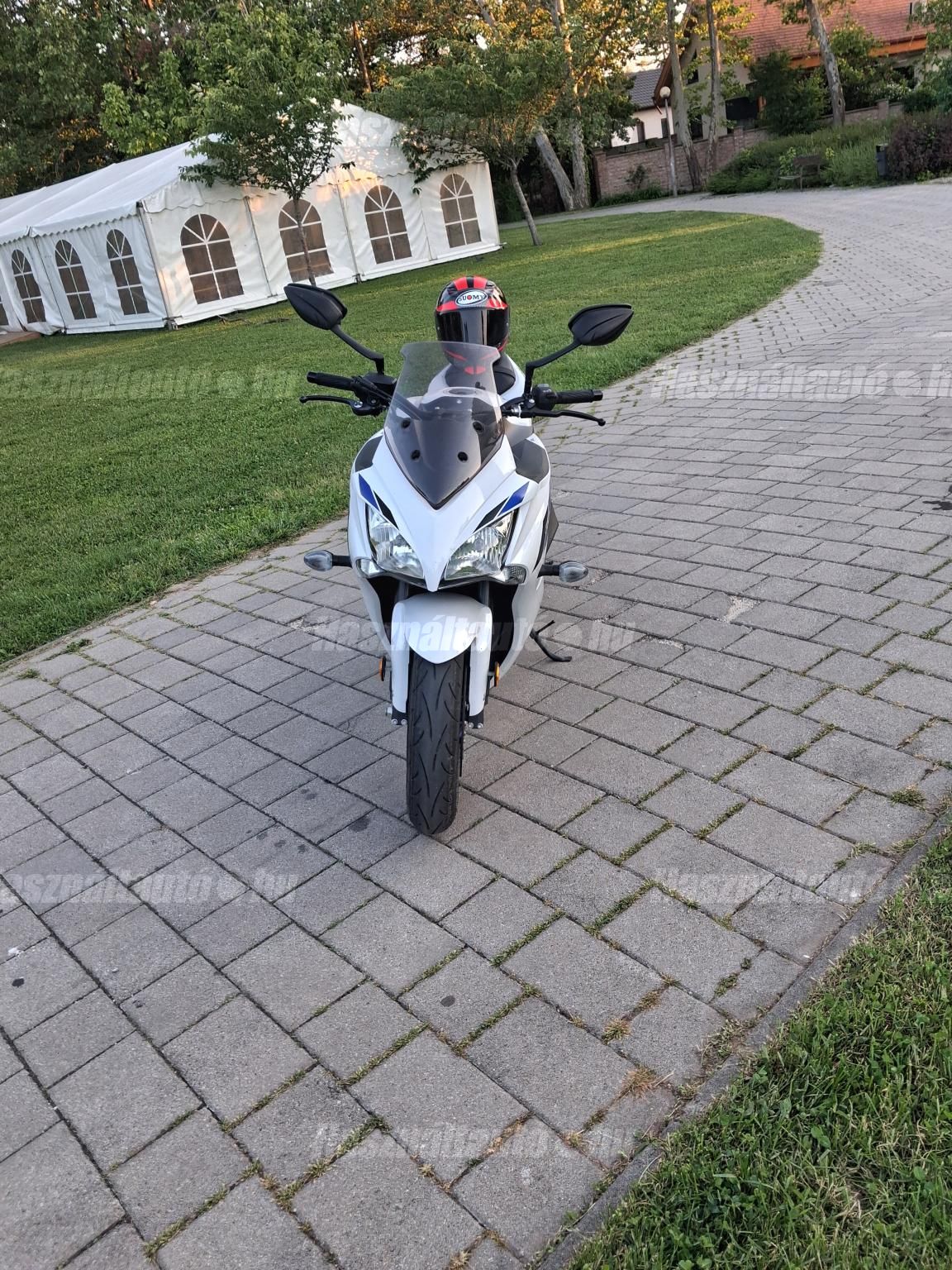 SUZUKI GSX-S 1000 F 2019/8 - 1