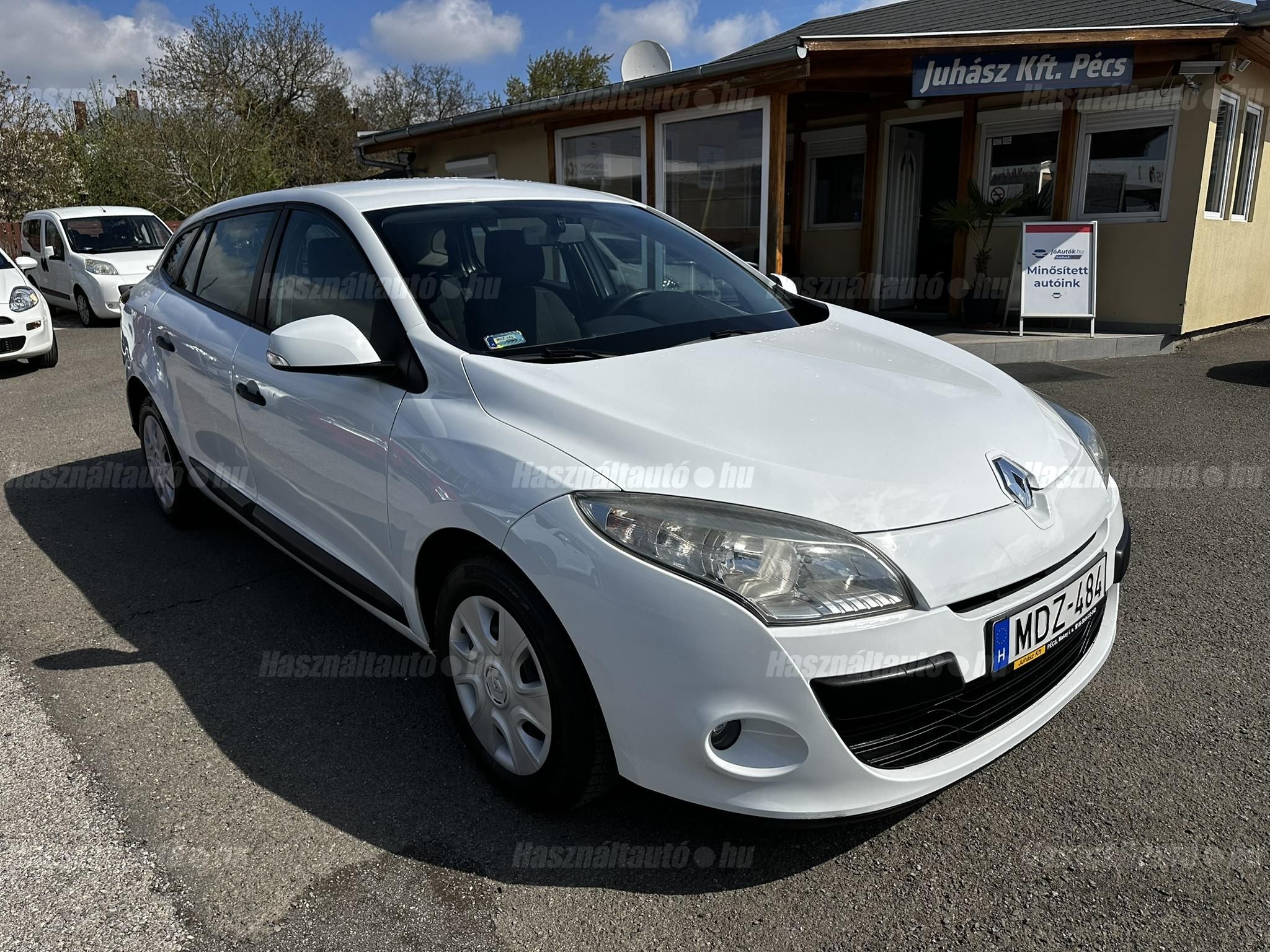 RENAULT MEGANE 2010/1 - 1