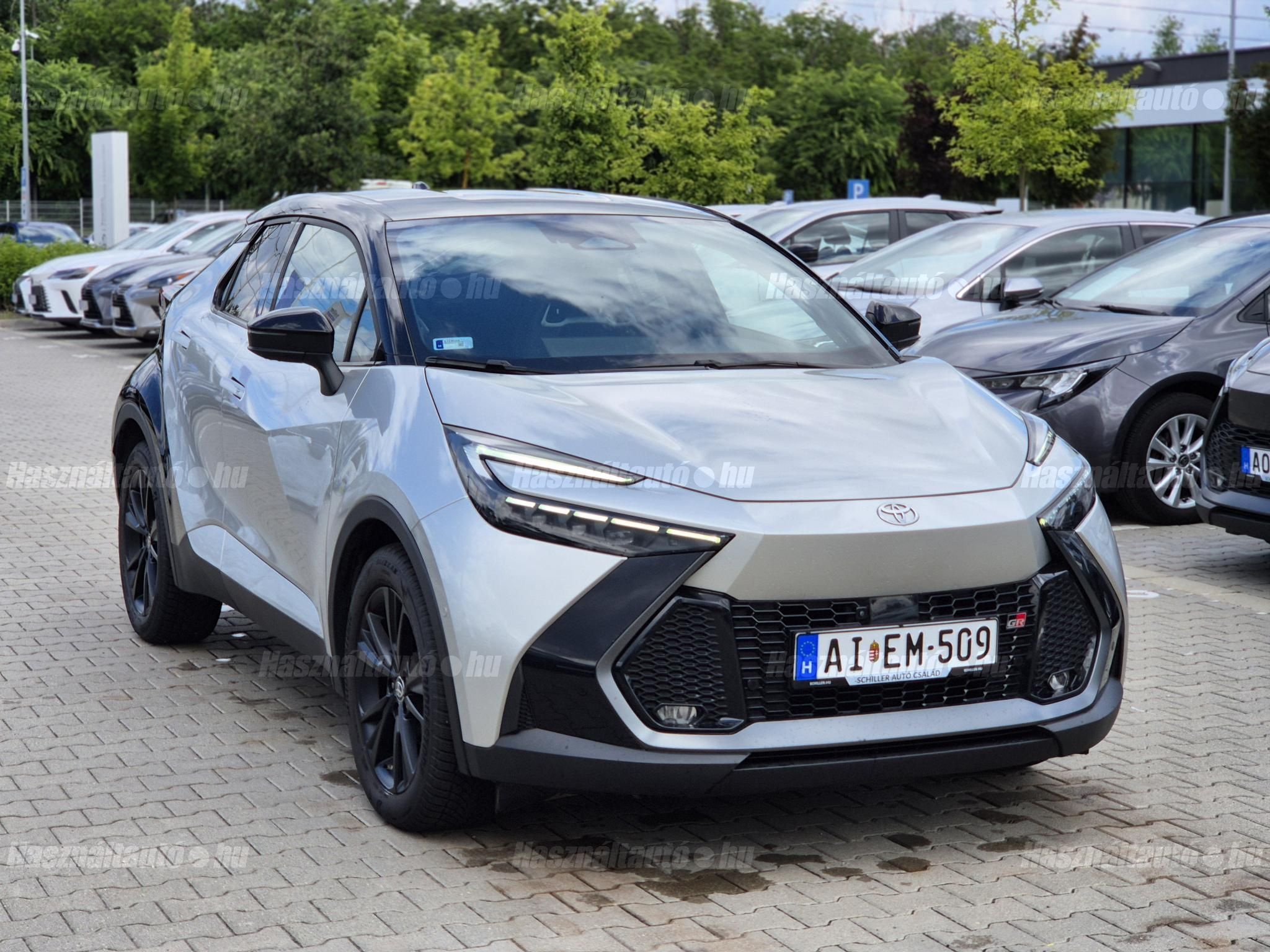 TOYOTA C-HR 2024/12 - 1