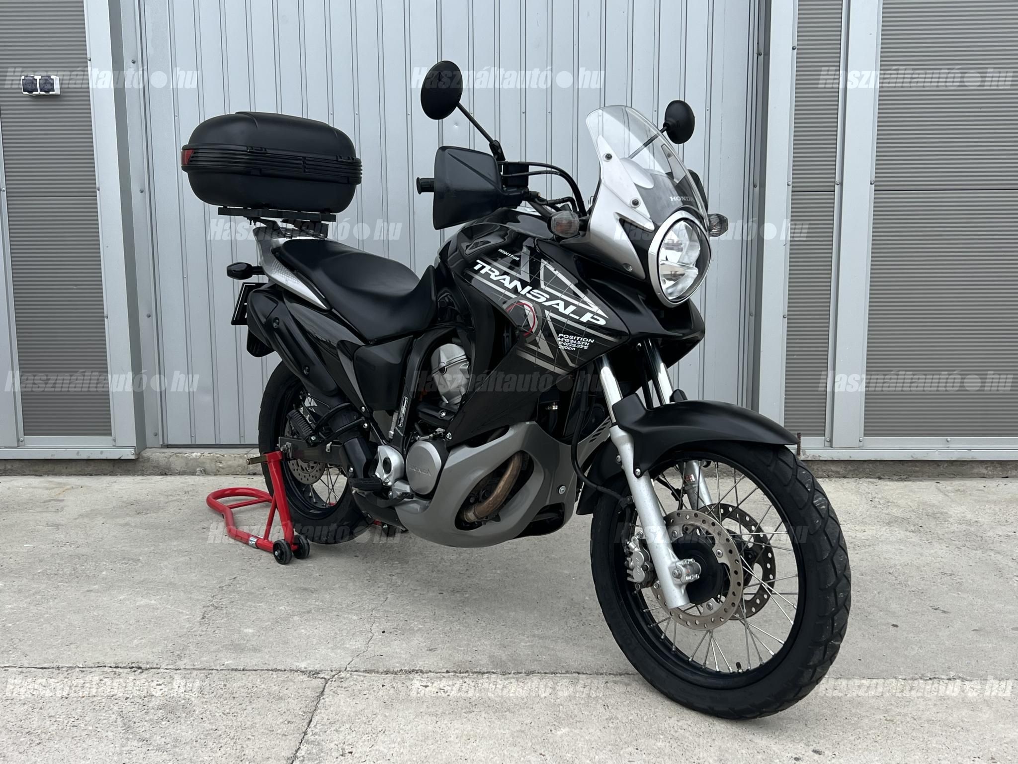 HONDA XL 700 V 2010/5 - 1