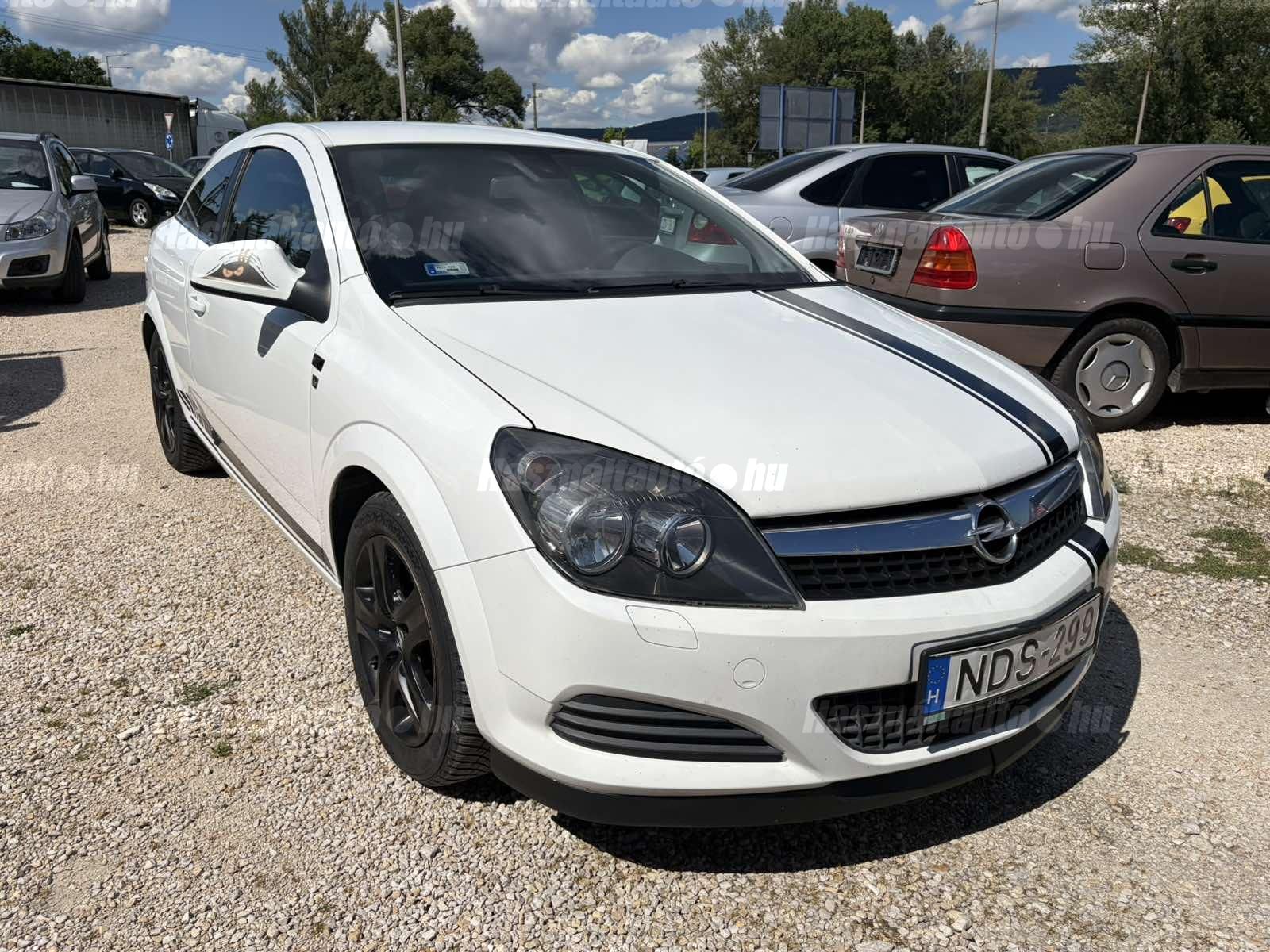 OPEL ASTRA H 2010/4 - 1