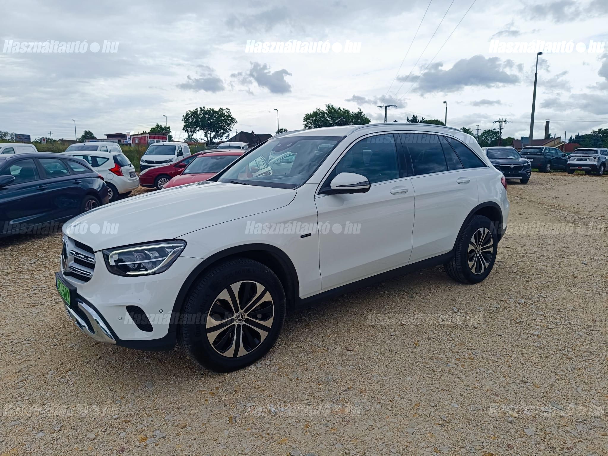 MERCEDES-BENZ GLC 300 2021/8 - 1