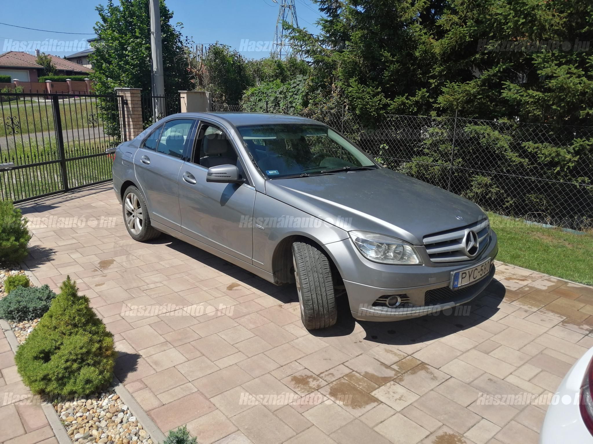 MERCEDES-BENZ C-OSZTÁLY 2010/7 - 1