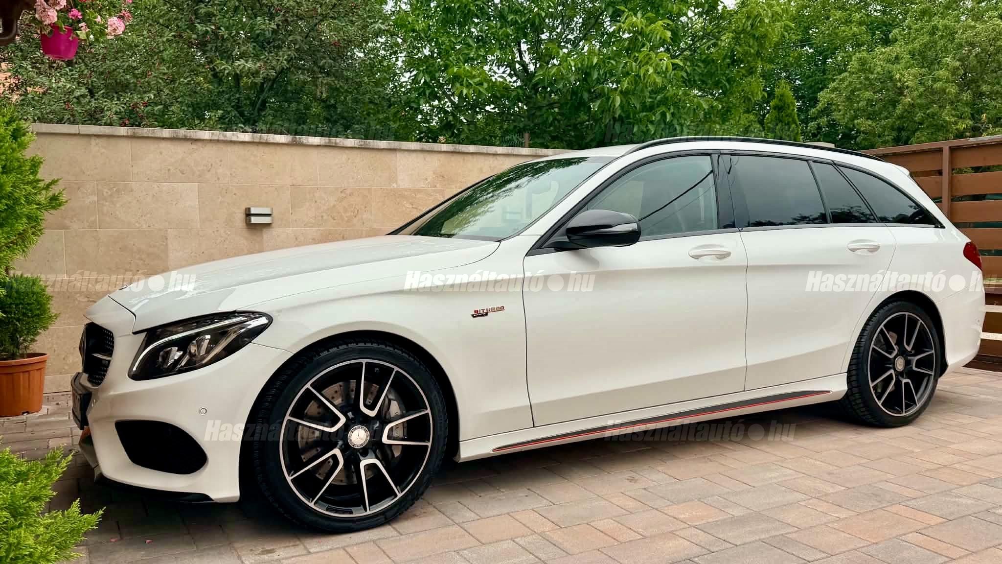 MERCEDES-AMG C 43 2016/11 - 1