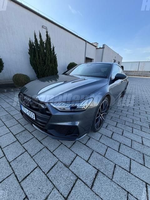 AUDI S7 2022/3 - 1