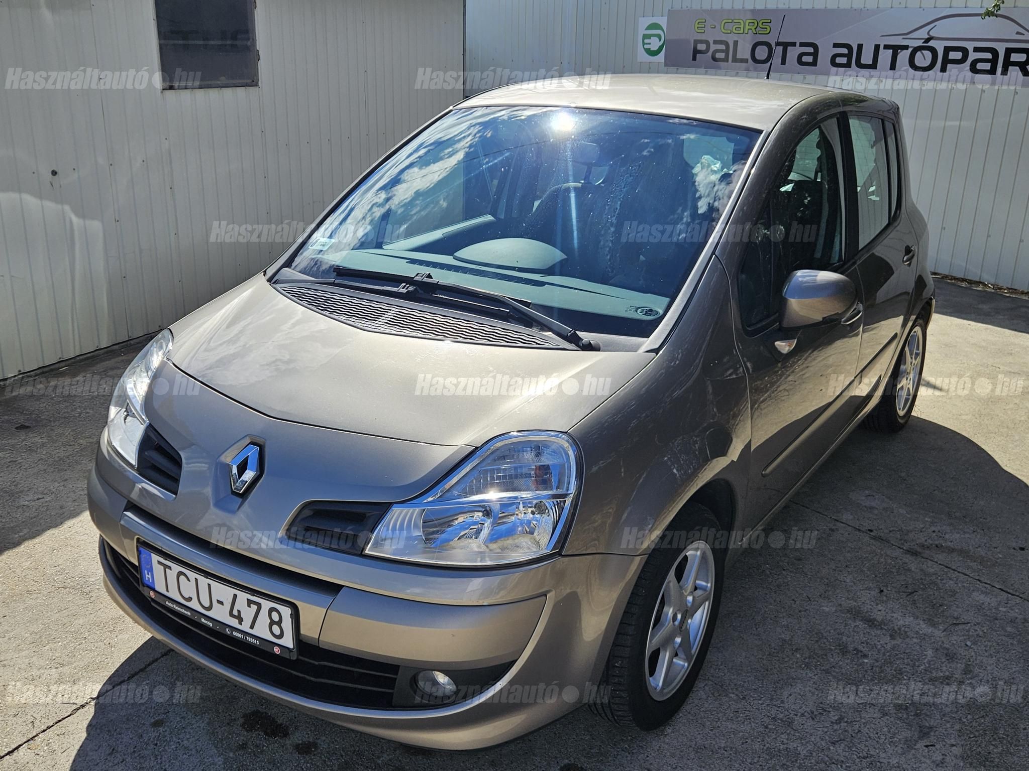 RENAULT MODUS 2009/8 - 1