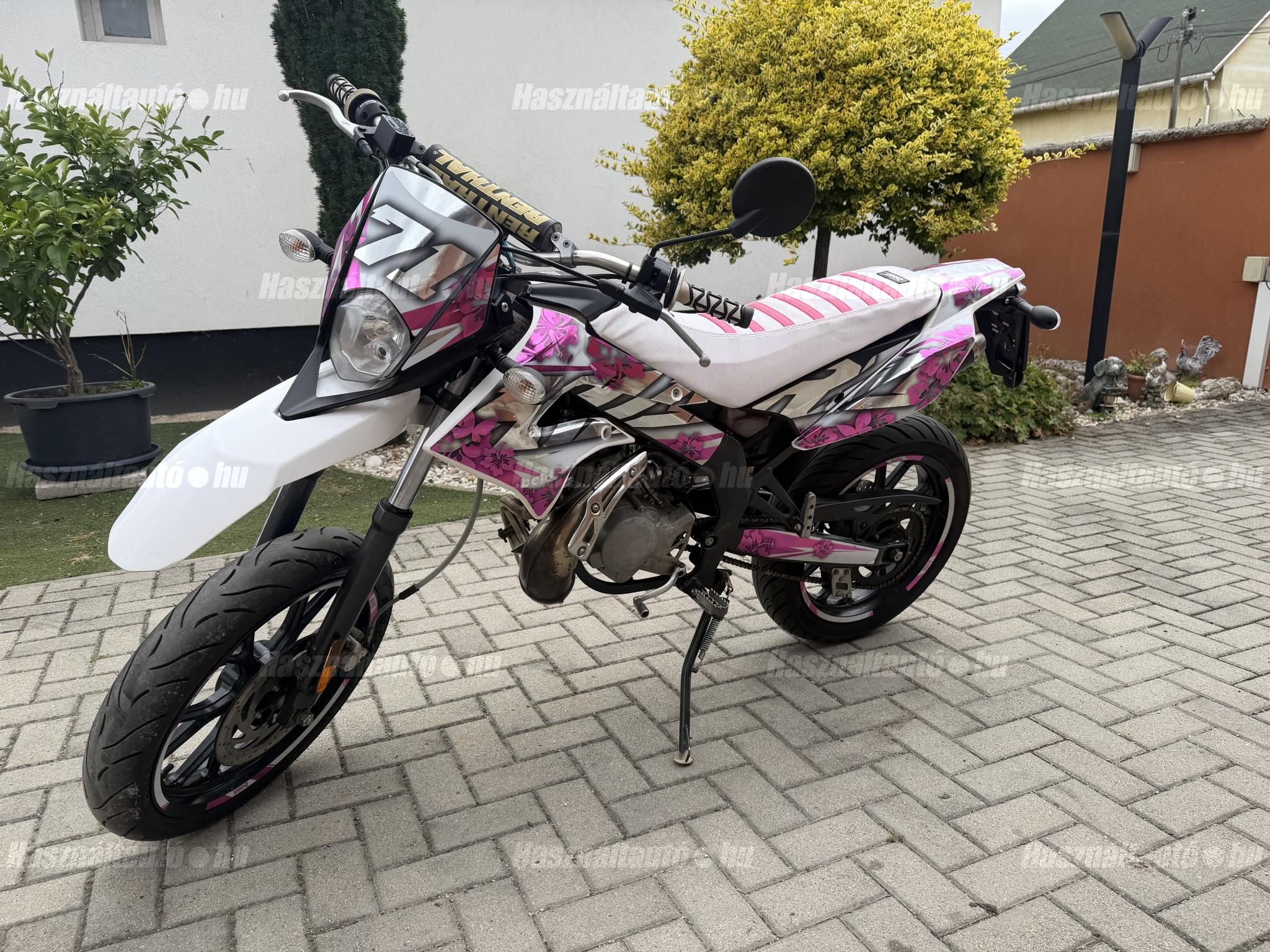 DERBI SENDA DRD 50 2017/8 - 1