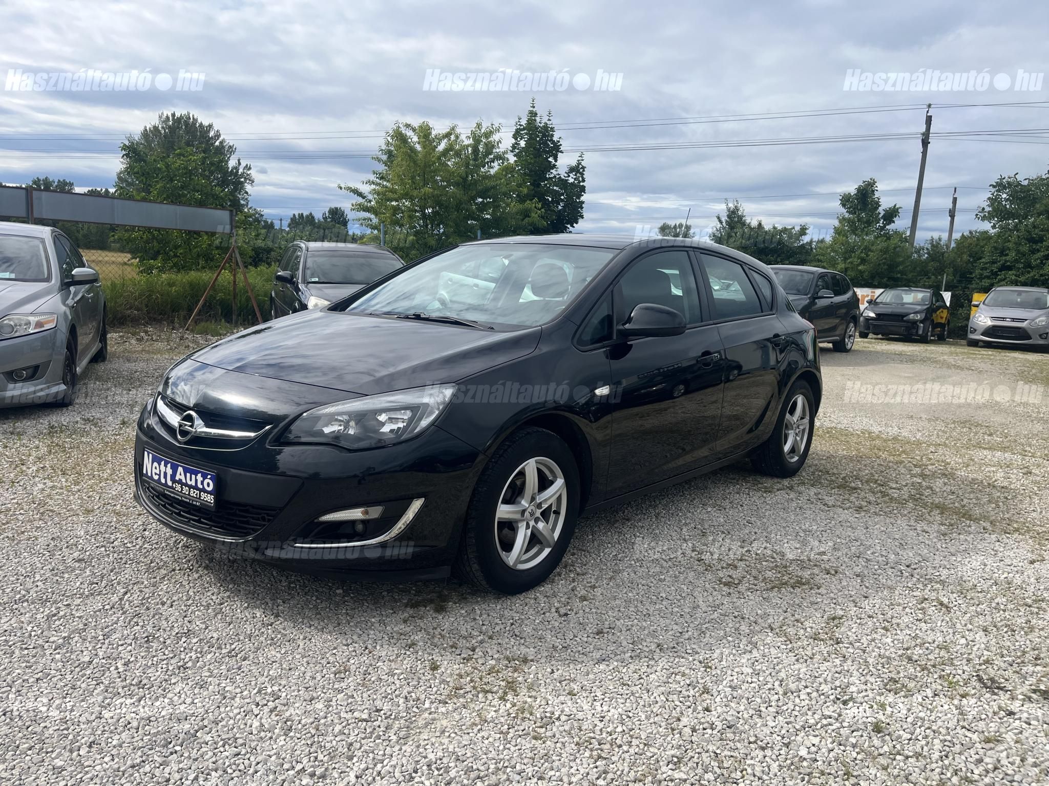 OPEL ASTRA J 2013/6 - 1