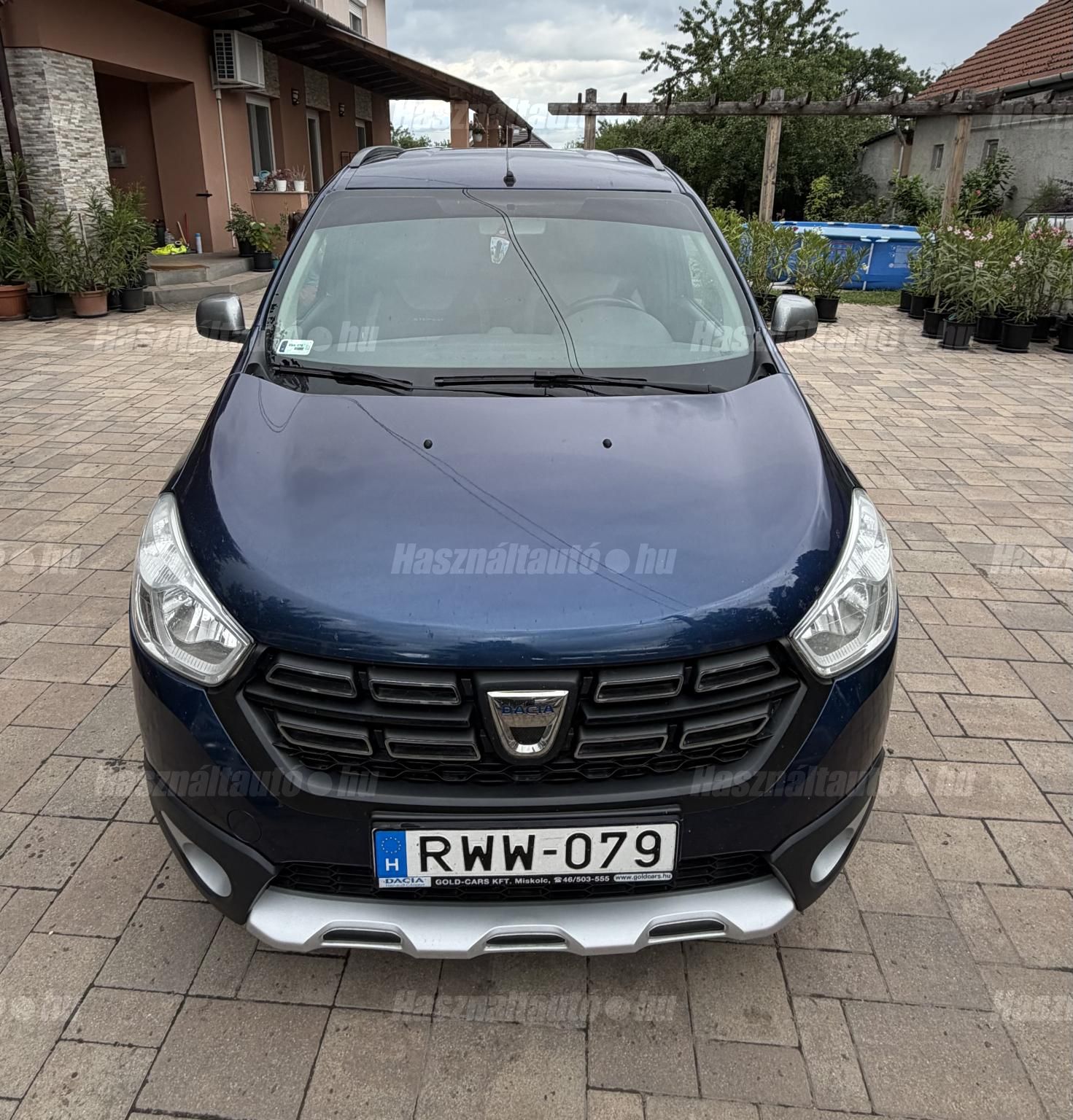 DACIA LODGY 2019/11 - 1