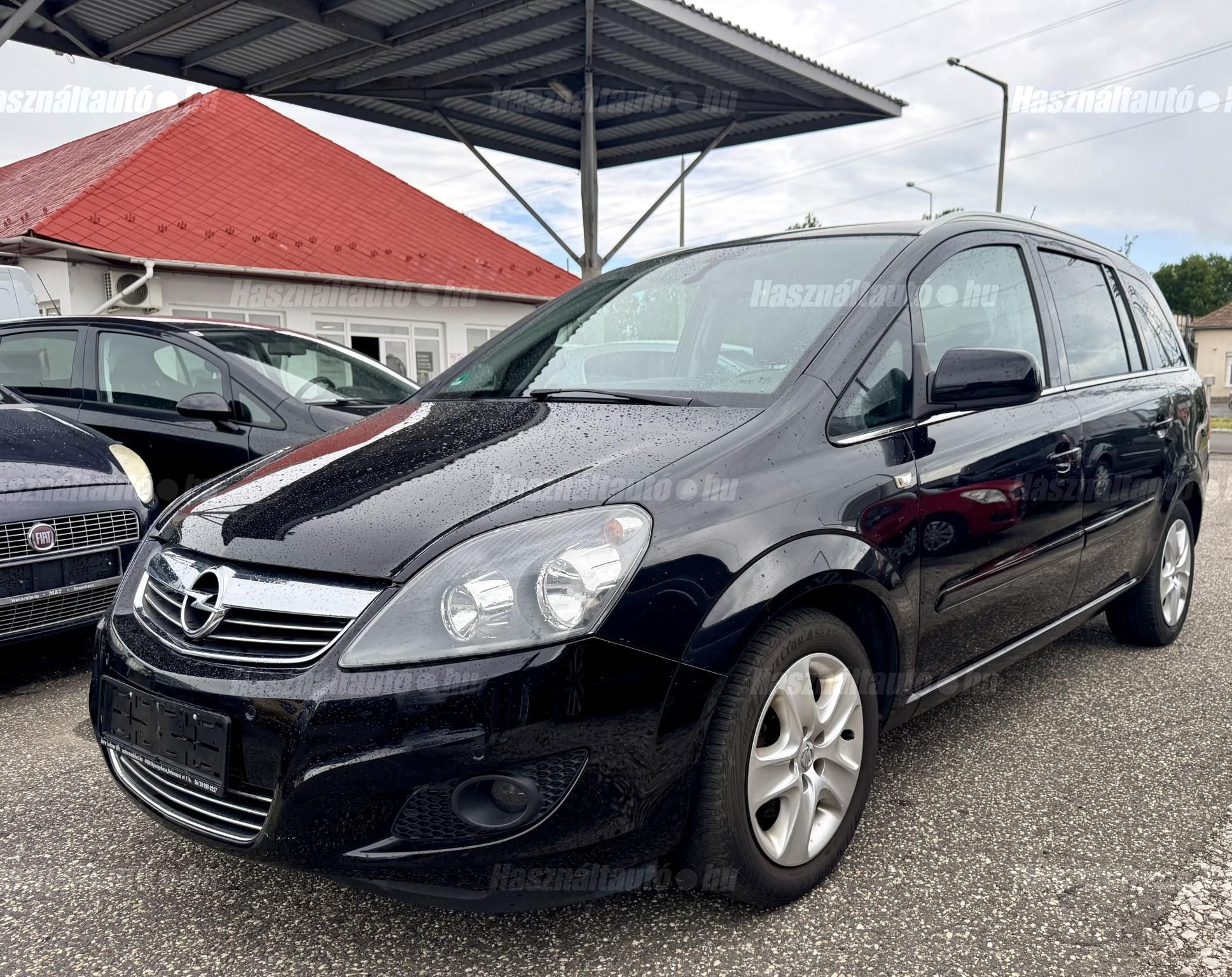 OPEL ZAFIRA B 2011/9 - 1