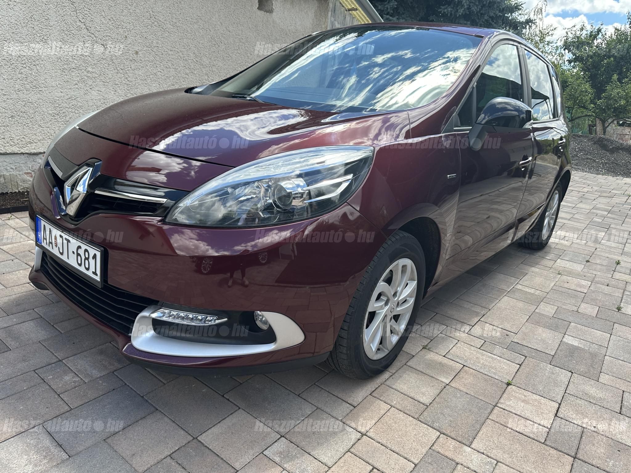 RENAULT SCENIC 2015/3 - 1