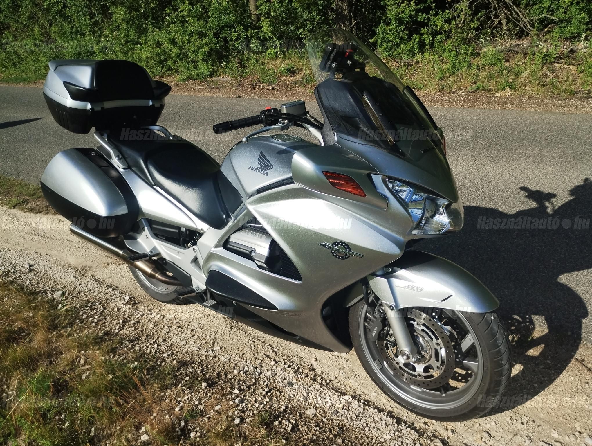 HONDA ST 1300 PAN EUROPEAN 2005/5 - 1