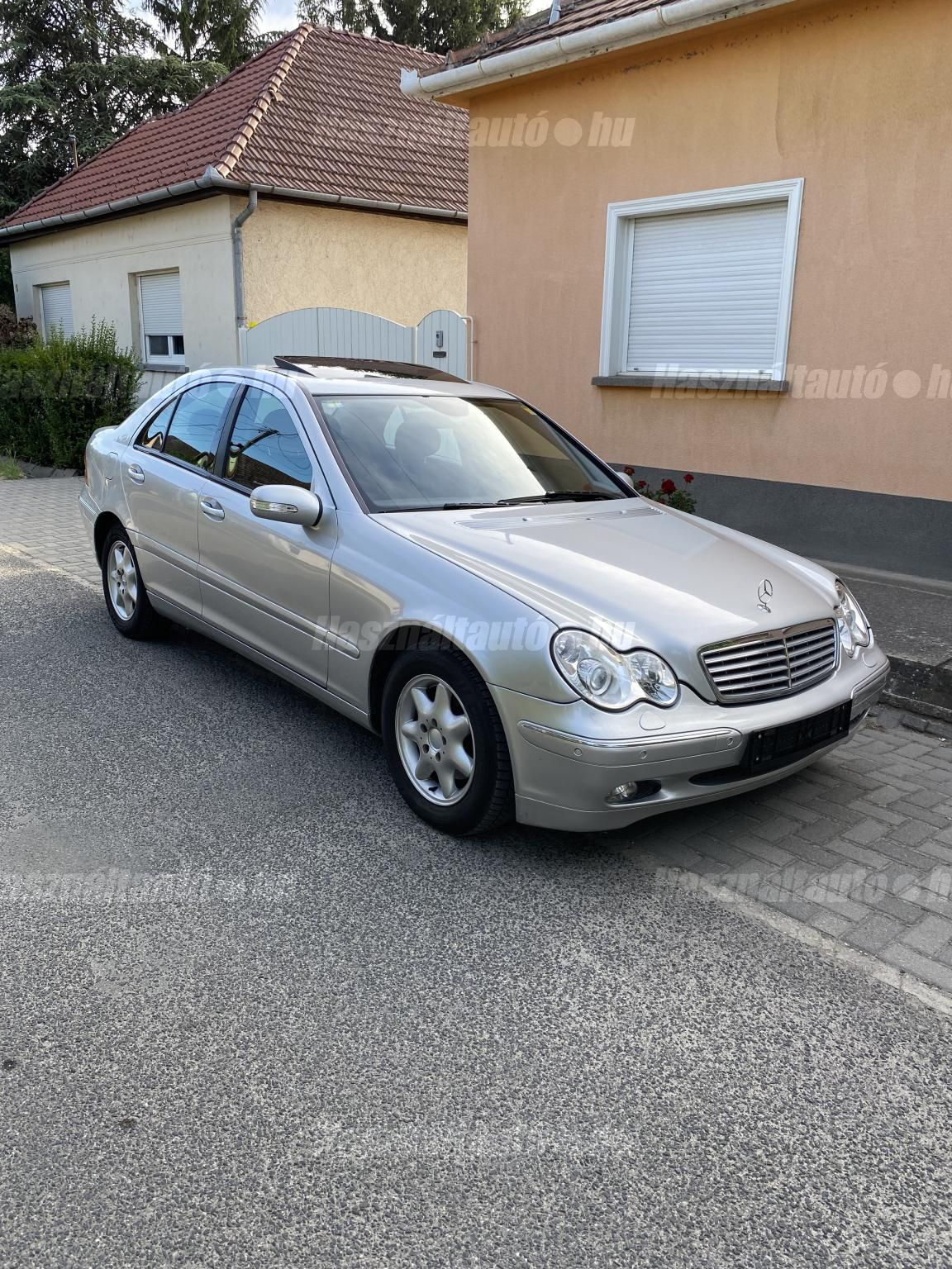 MERCEDES-BENZ C 220 2003/11 - 1